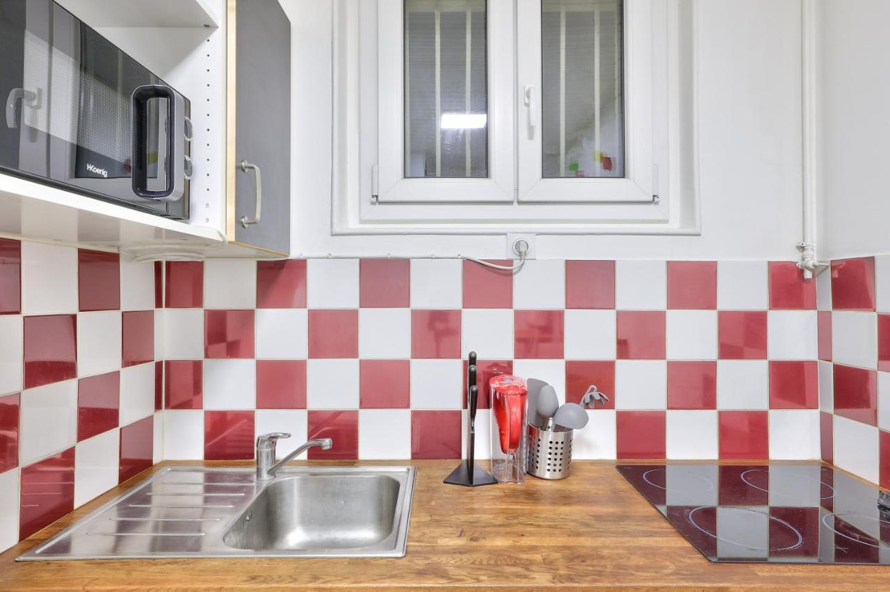 Apartment Superb T1bis At 1min From The Metro Porte St-ouen Paris