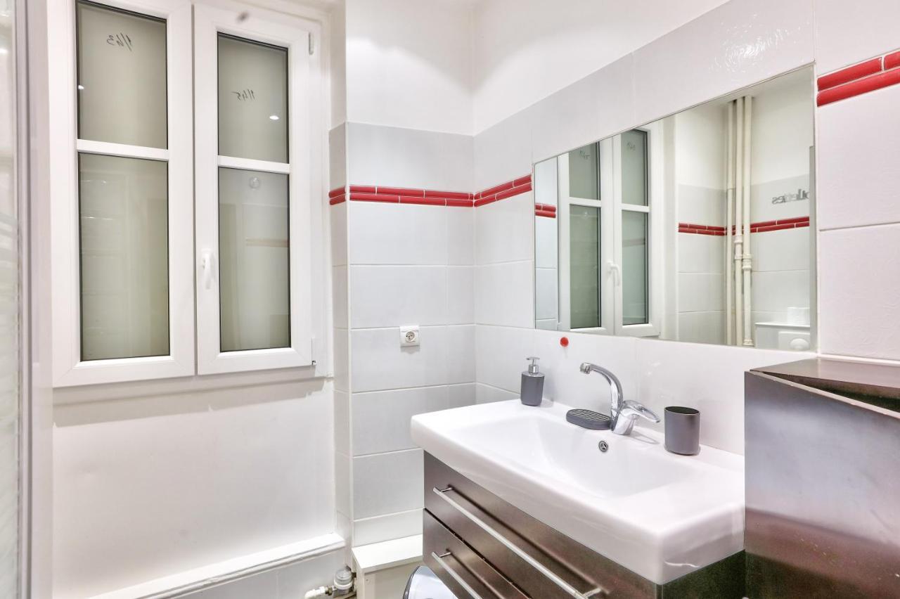 Superb T1bis At 1min From The Metro Porte St-ouen Apartment *