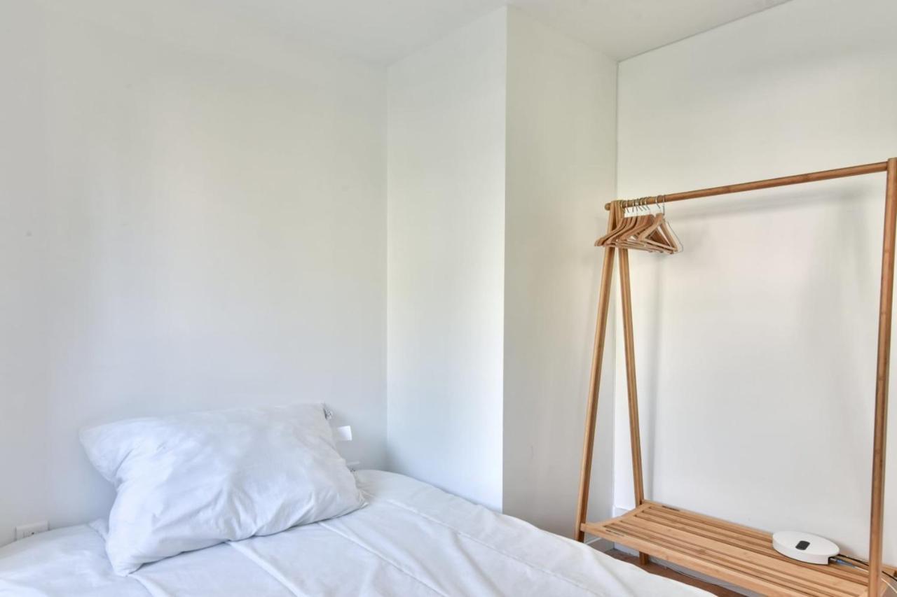 Very Studio Near Belleville