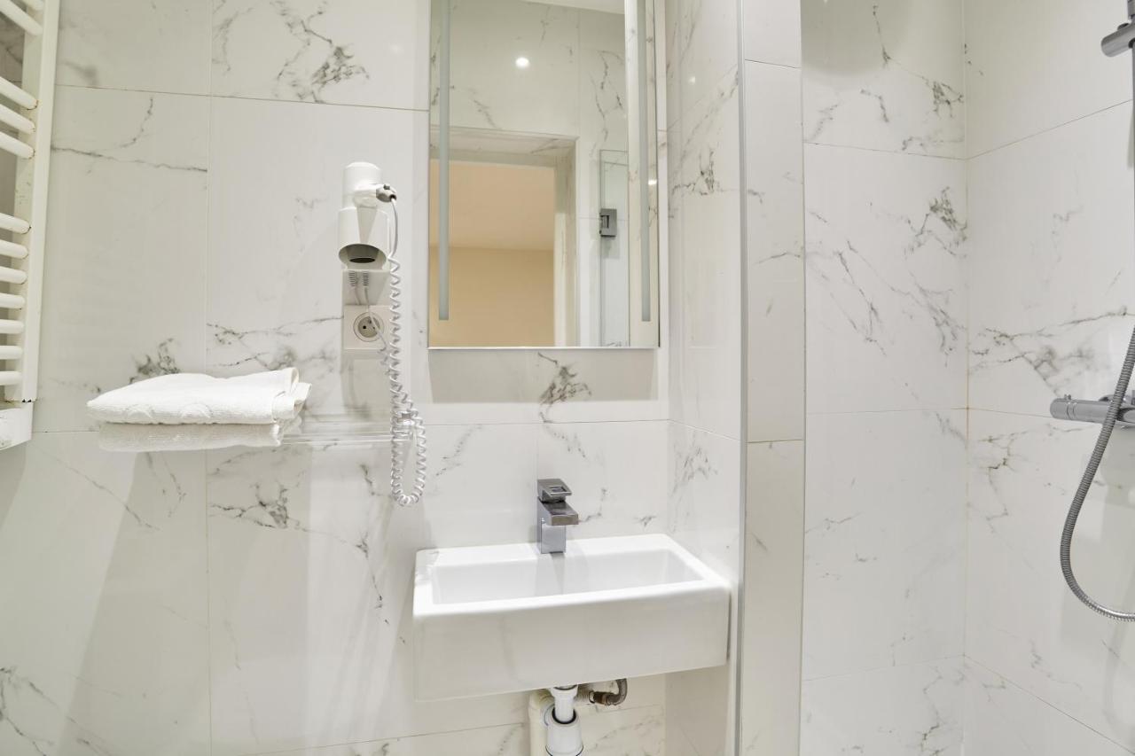 Centre De Ponceau Apartment Paris