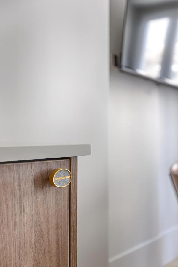 Unique Luxury Parisian Flat 2br/6p -champs Elysées Appartement *