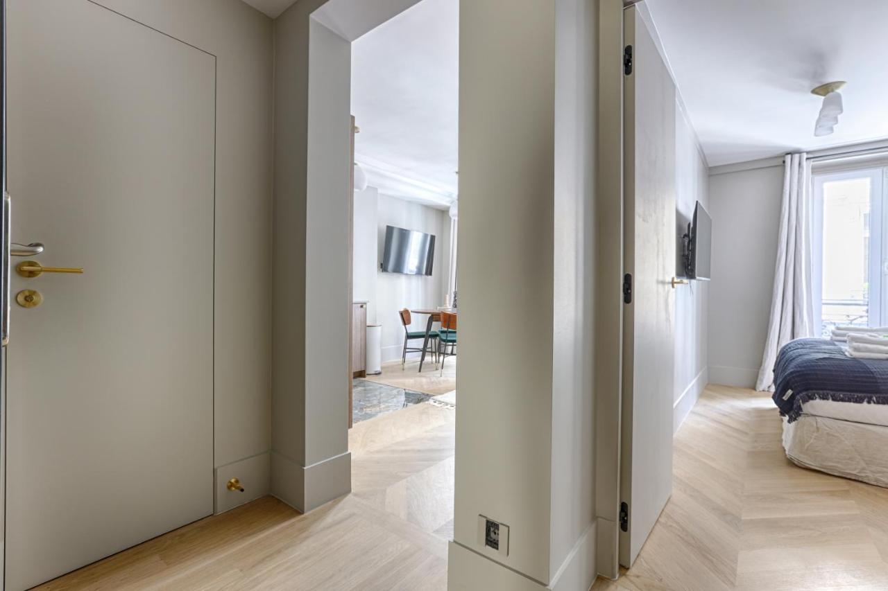 Appartement Unique Luxury Parisian Flat 2br/6p -champs Elysées Paris