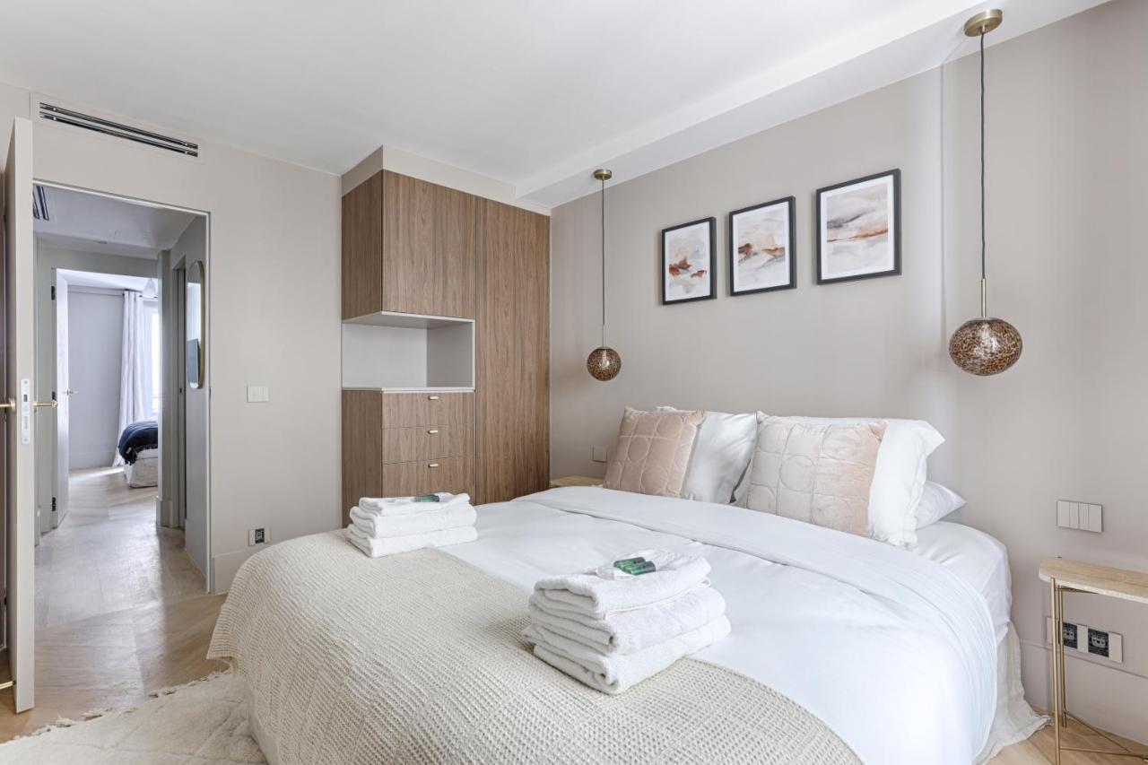 Appartement Unique Luxury Parisian Flat 2br/6p -champs Elysées