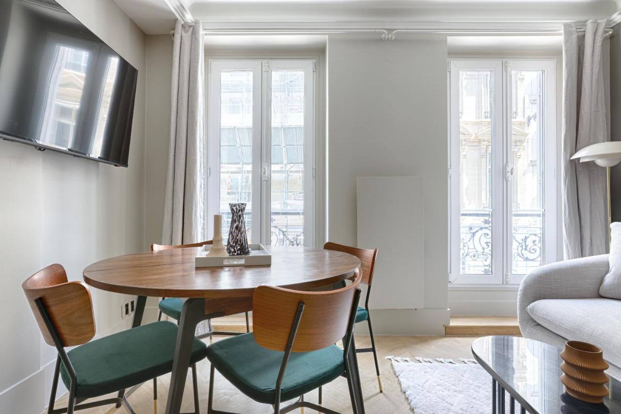 Appartement Unique Luxury Parisian Flat 2br/6p -champs Elysées *