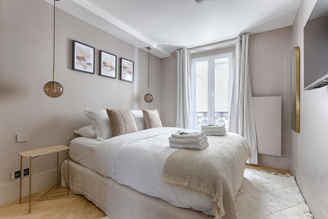 Unique Luxury Parisian Flat 2br/6p -champs Elysées Appartement *