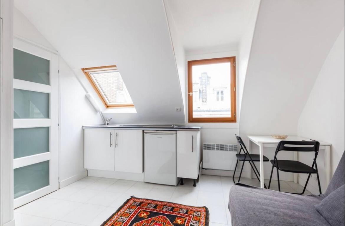 Apartment Charmant Studio Au Coeur Des Champs Elysees