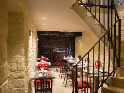 Western Quartier Latin Pantheon Hotel 3*