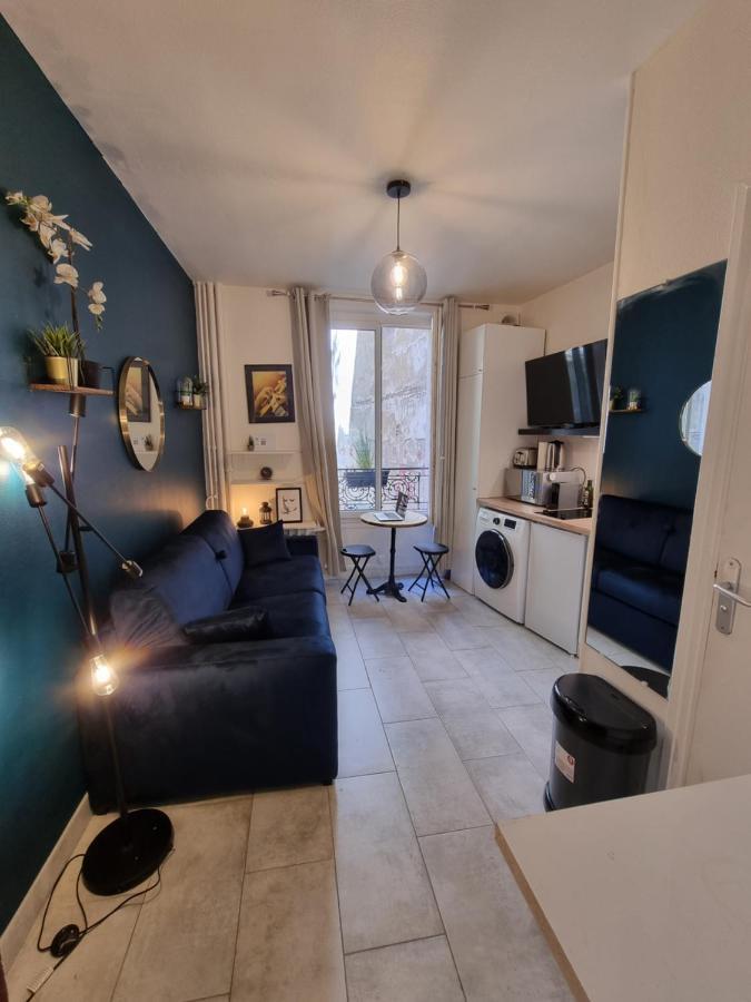 Cosy In Heart Of Montmartre Apartment Paris