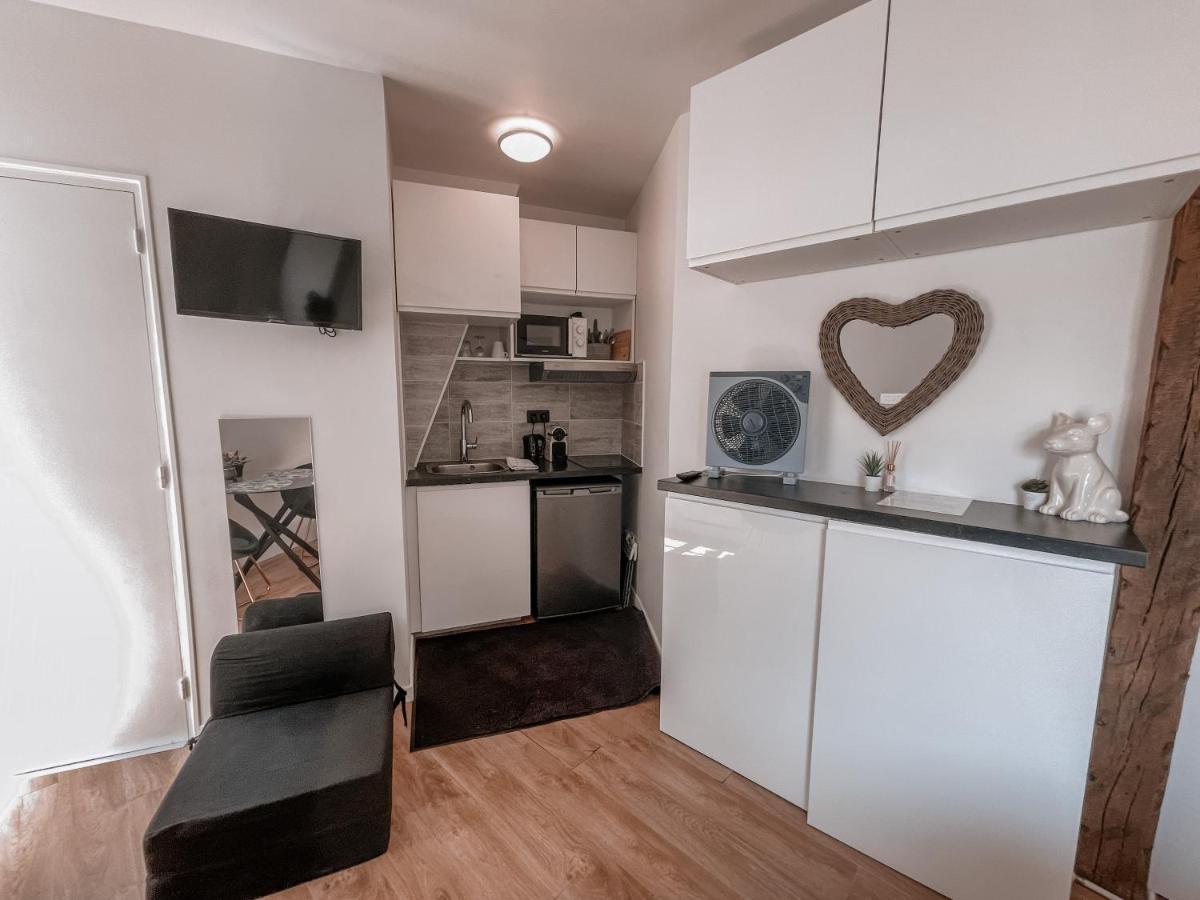 Alma - Amazing Eiffel Tower View Apartment *