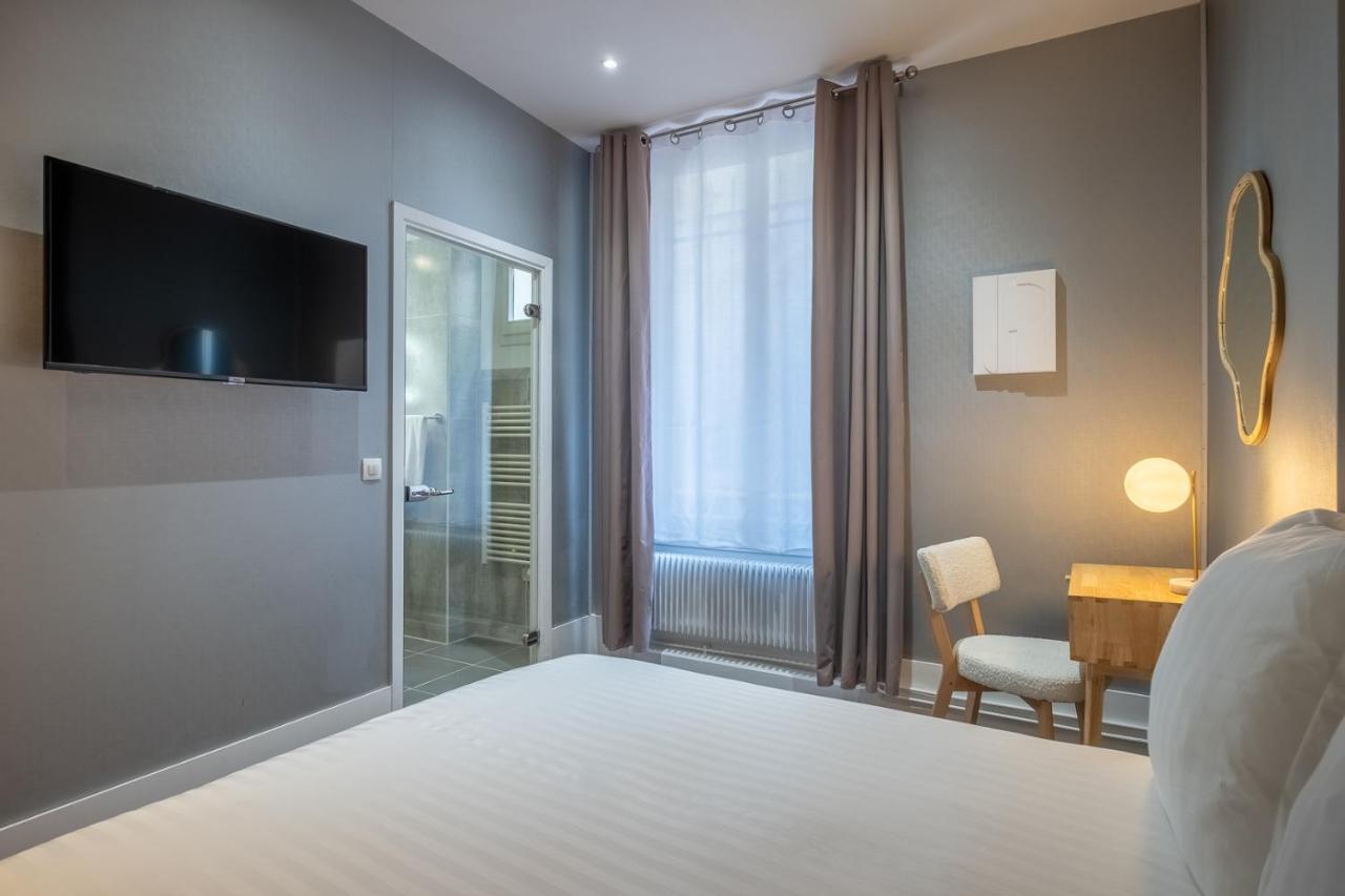 Makom Pereire Hotel 3*