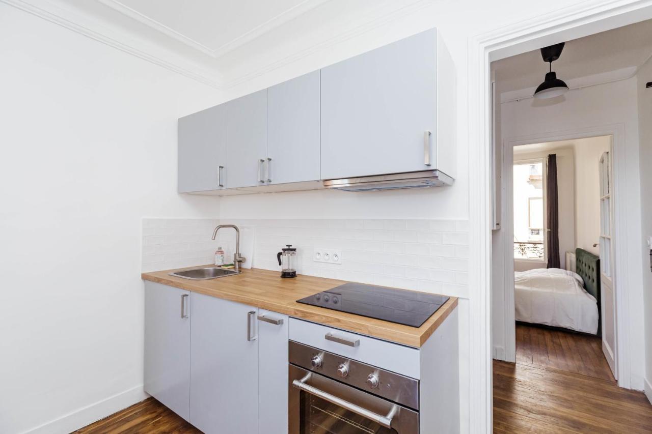 Nice 32 M Renovated And With Comfort In * Paris