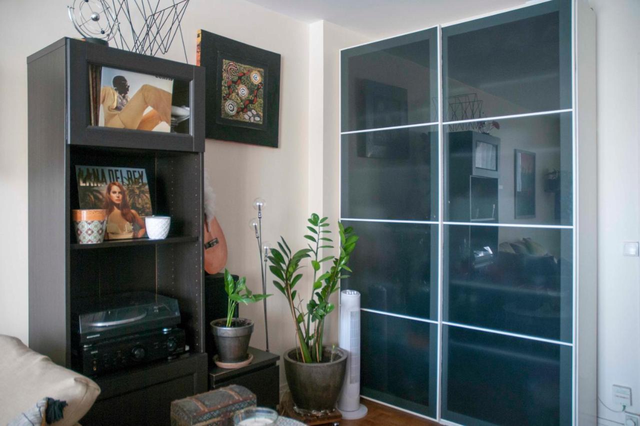 Apartment Nice 34m With Balcony In The Heart Of Paris
