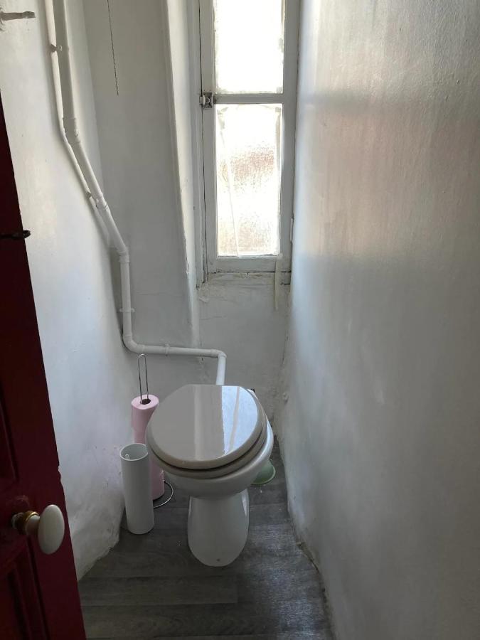 Apartment Studio Contemporain Dans 12eme Arrondissement
