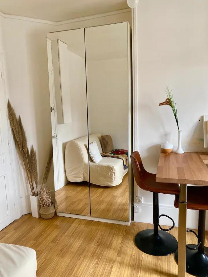 Studio Contemporain Dans 12eme Arrondissement Apartment Paris