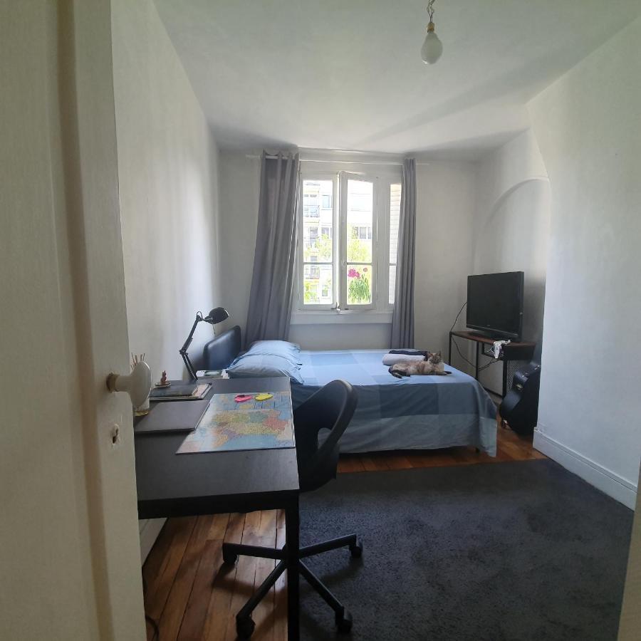 Privatunterkunft Amplo Quarto Em *