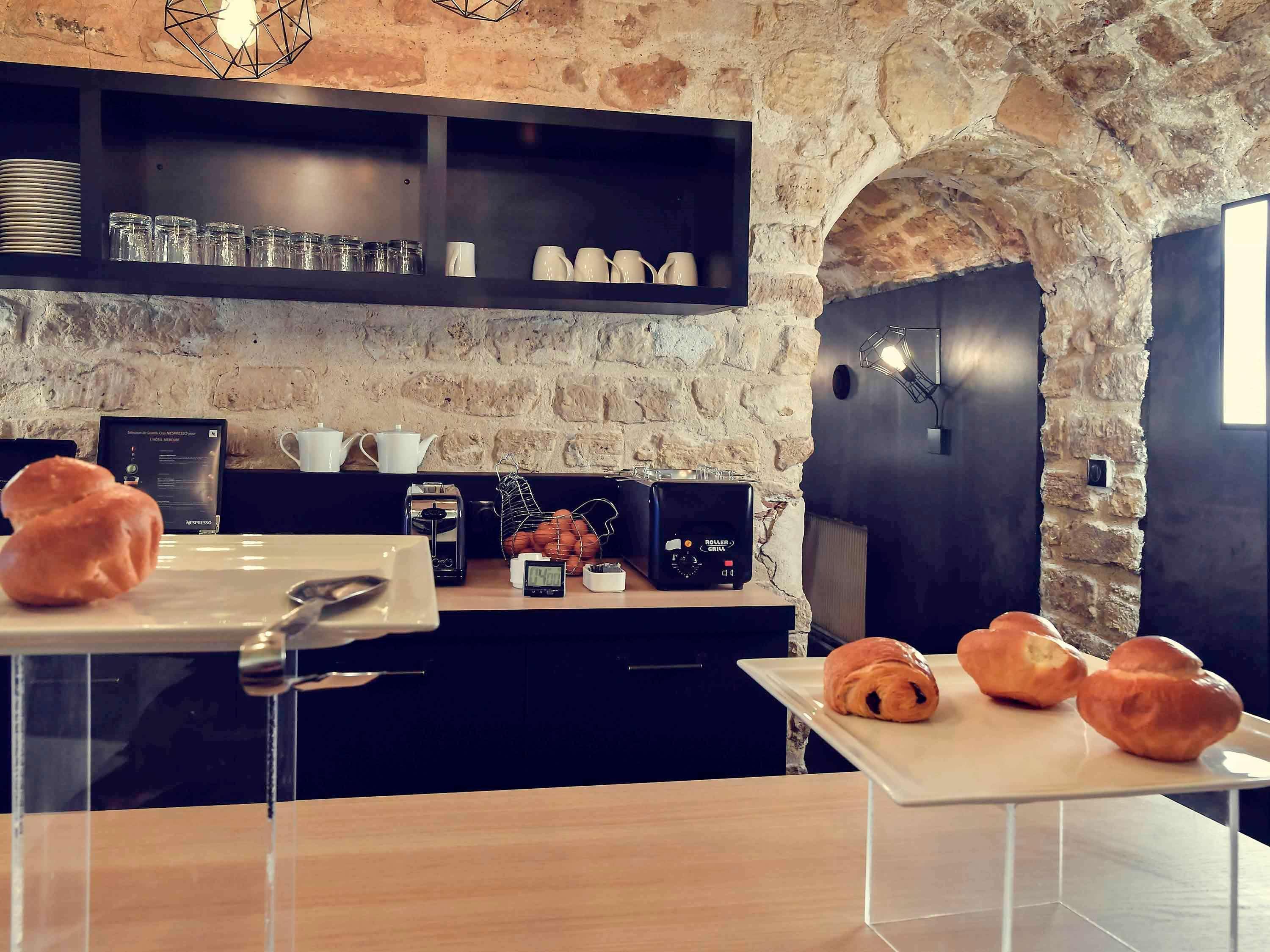 Mercure Gare De L'est Hotel 4*