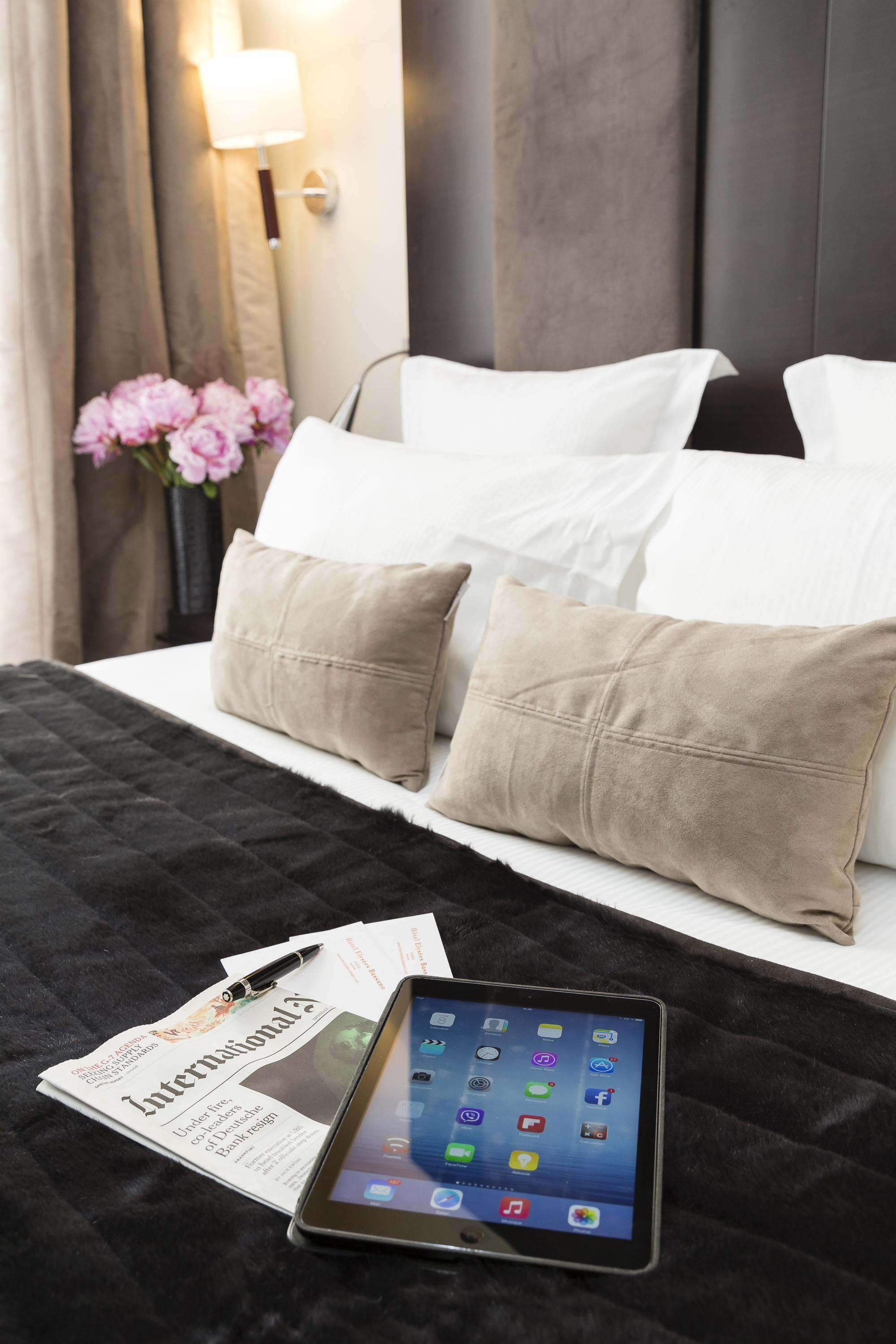 Elysées Bassano Hotel Paris