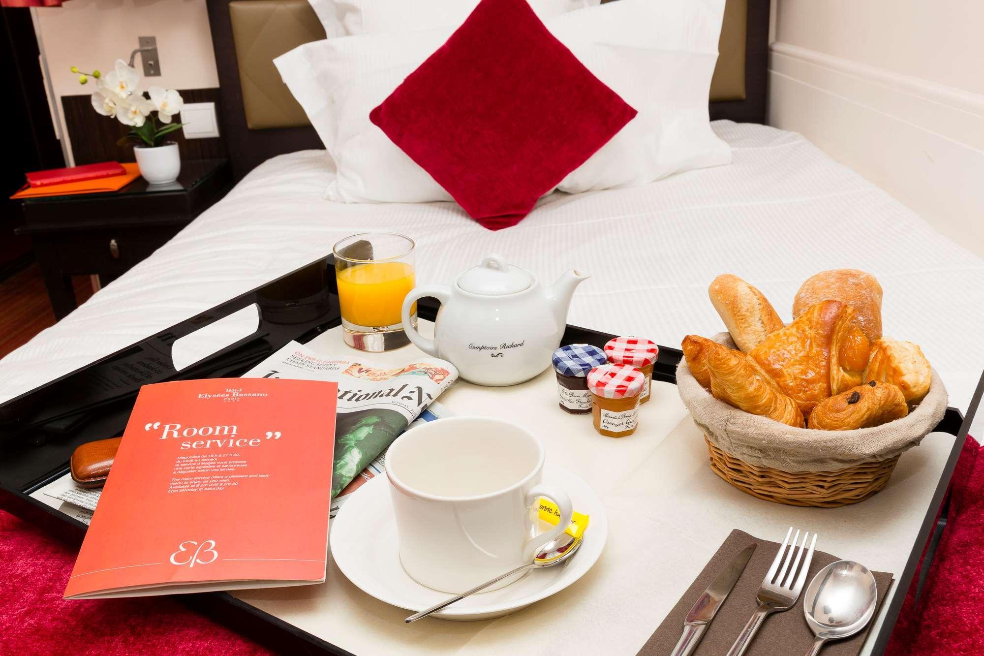 Hotel Elysees Bassano 4*
