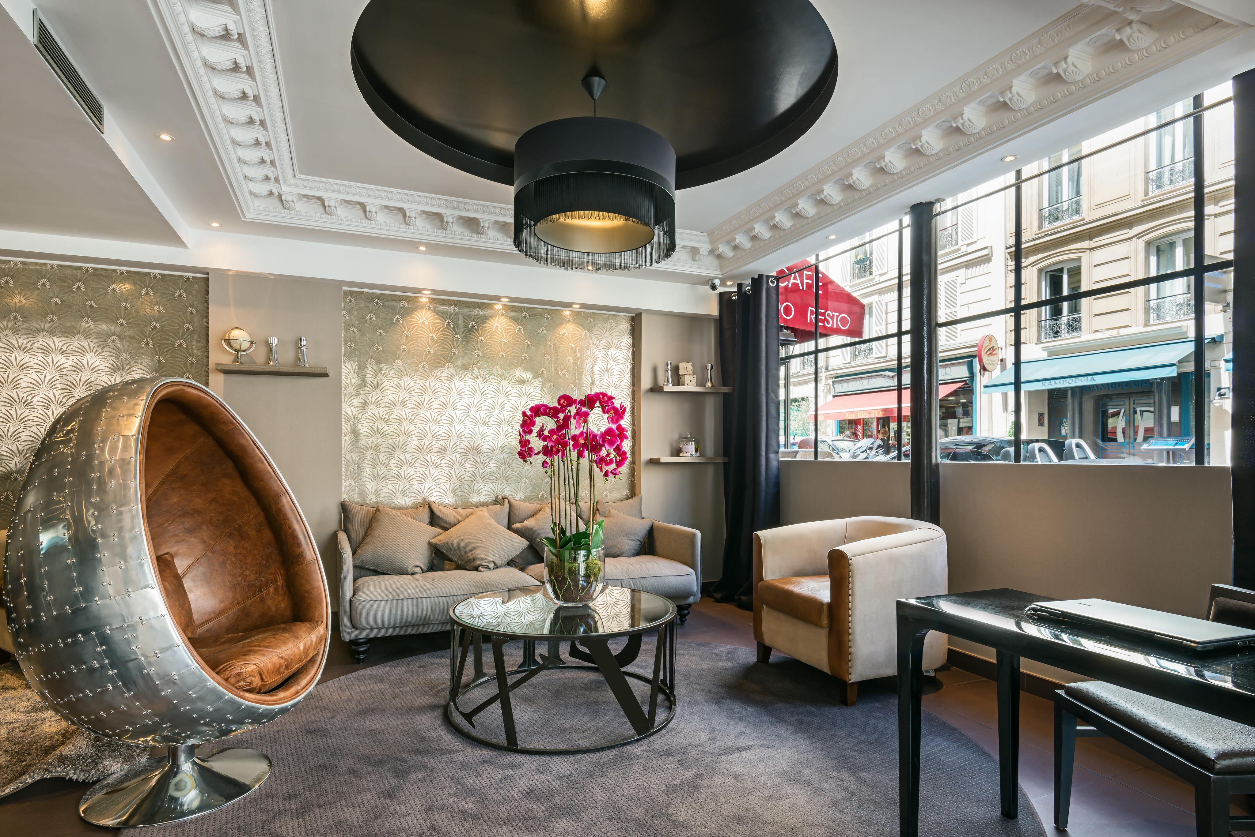 Elysées Bassano Hotel Paris