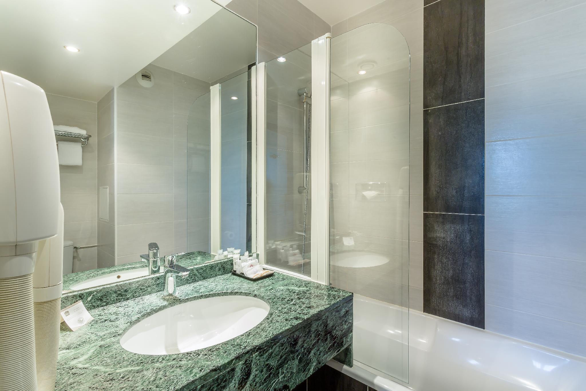 Hotel Western Opera Batignolles