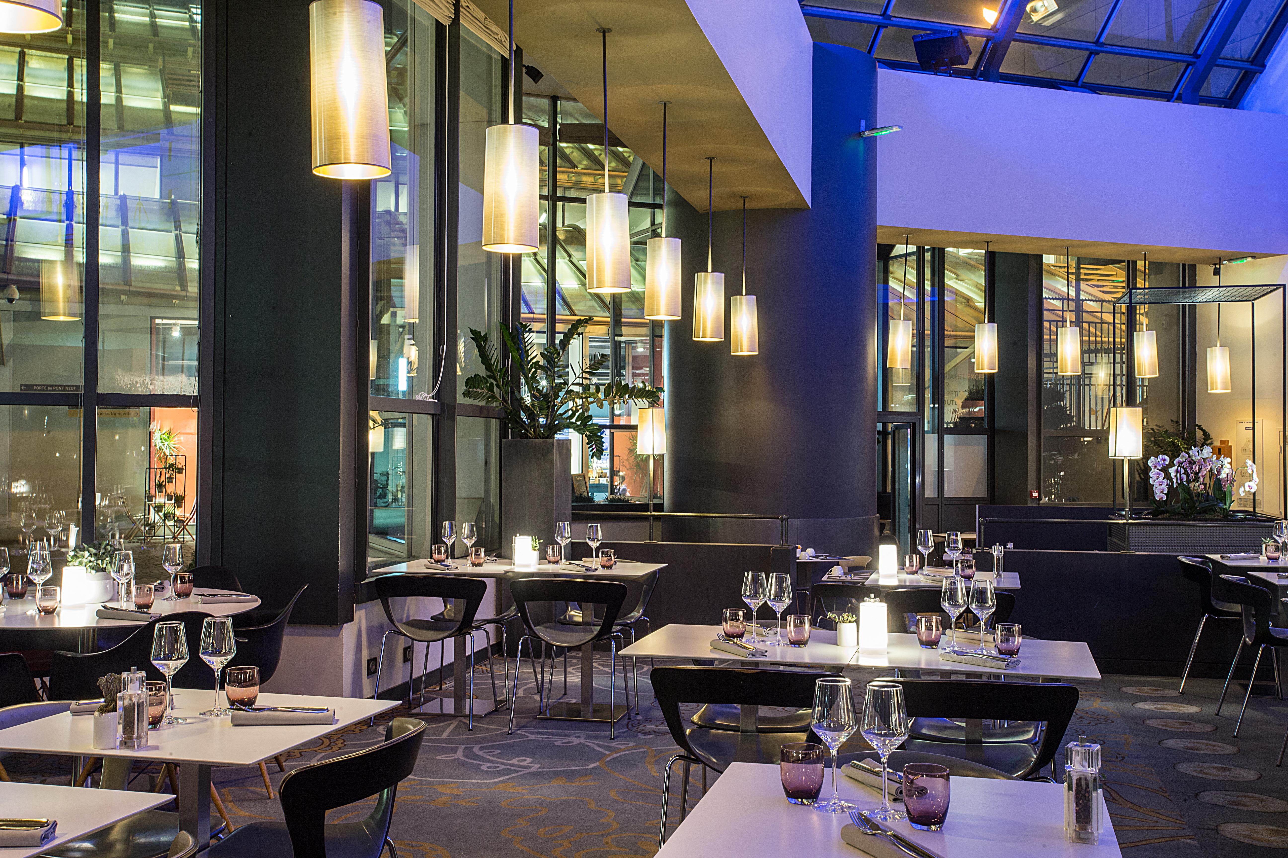 Hotel Novotel Les Halles 4*