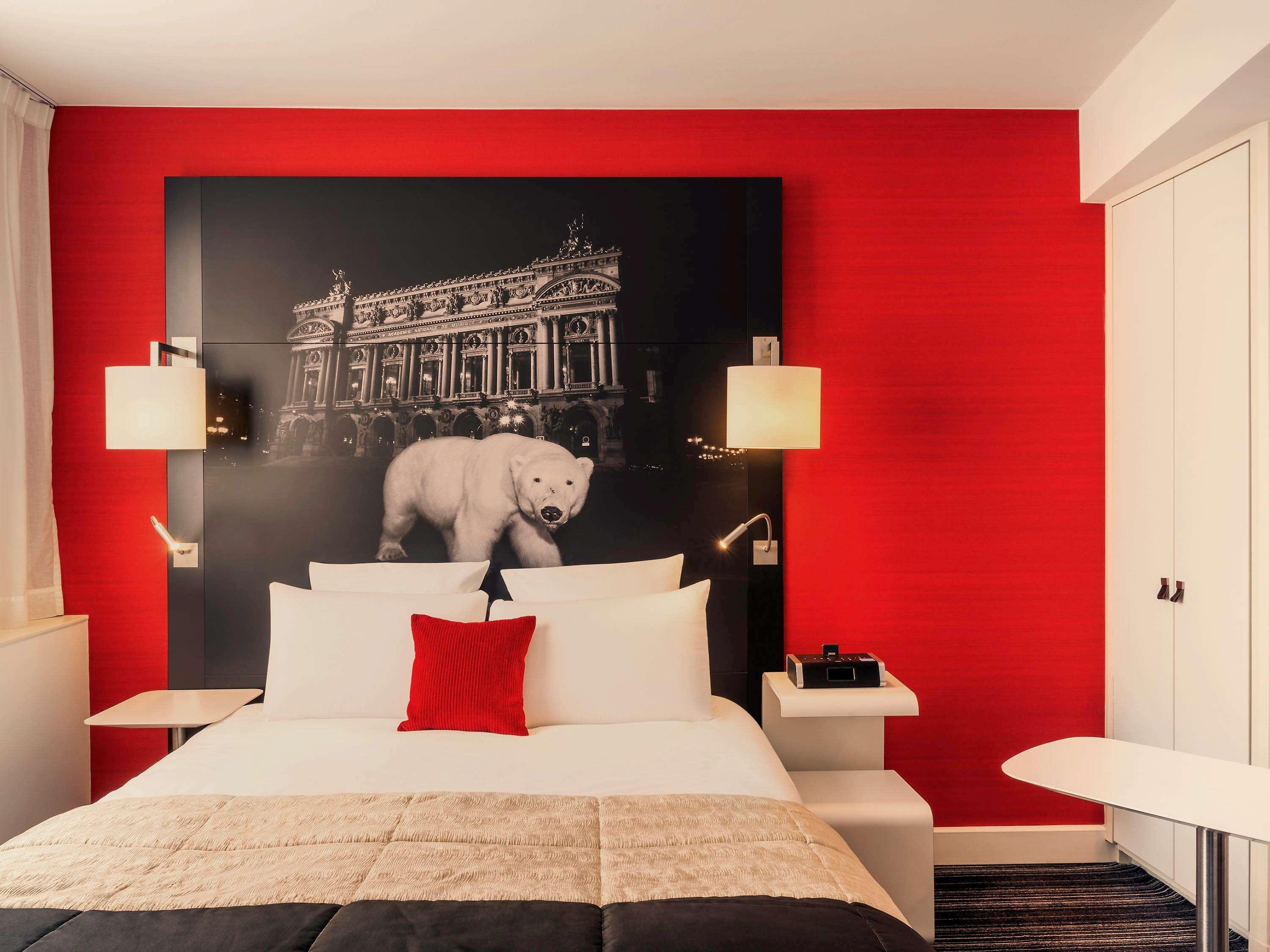Hotel Mercure Opera Louvre Paris