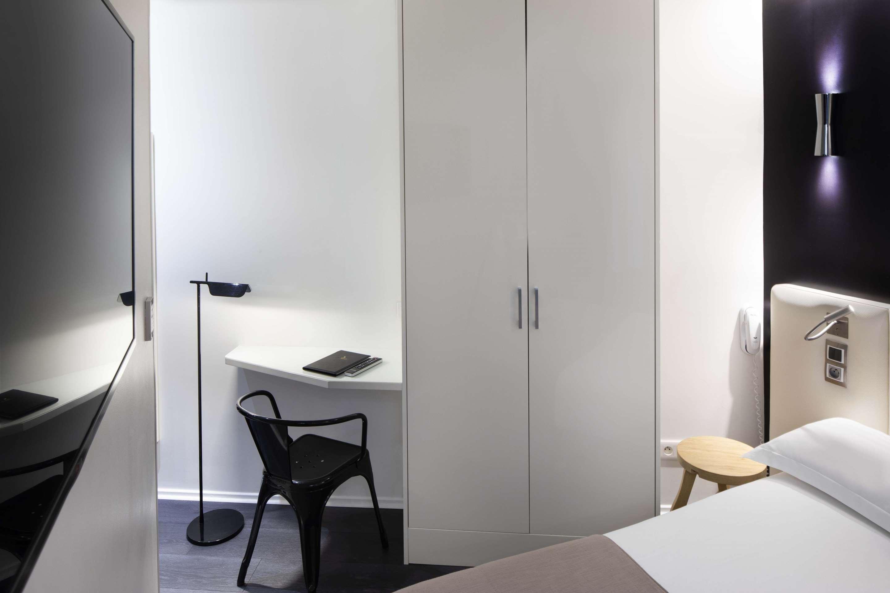 Hotel Montparnasse Saint Germain Paris