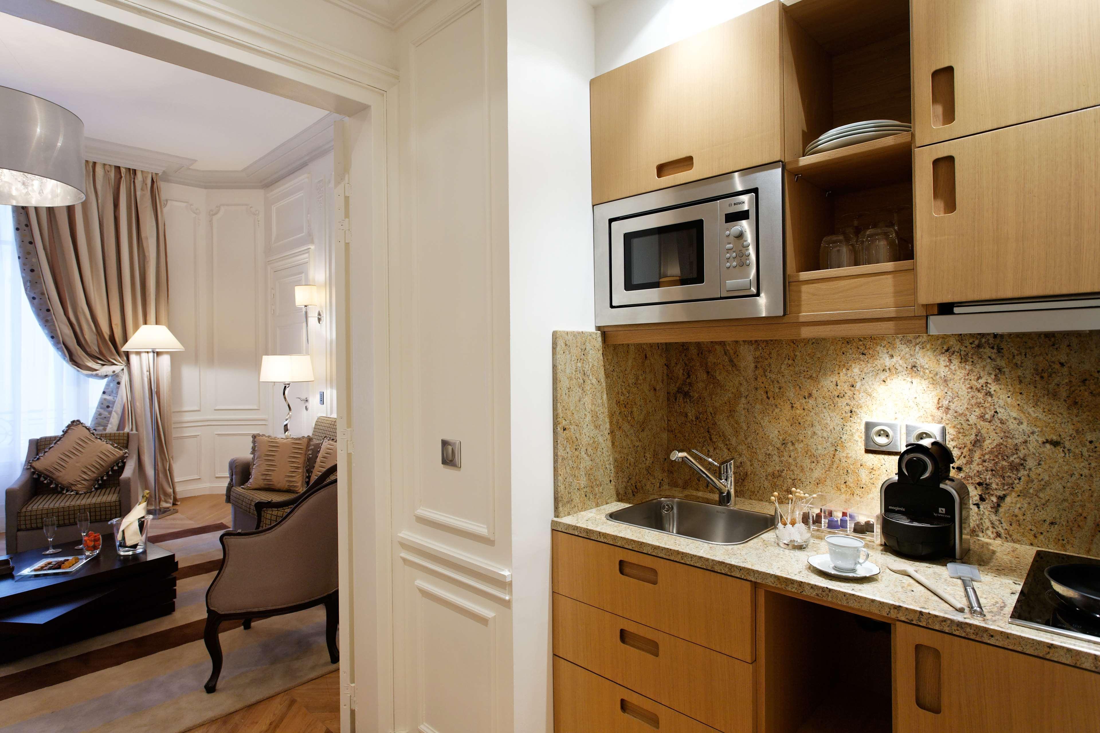 Majestic - Champs Elysees Hotel