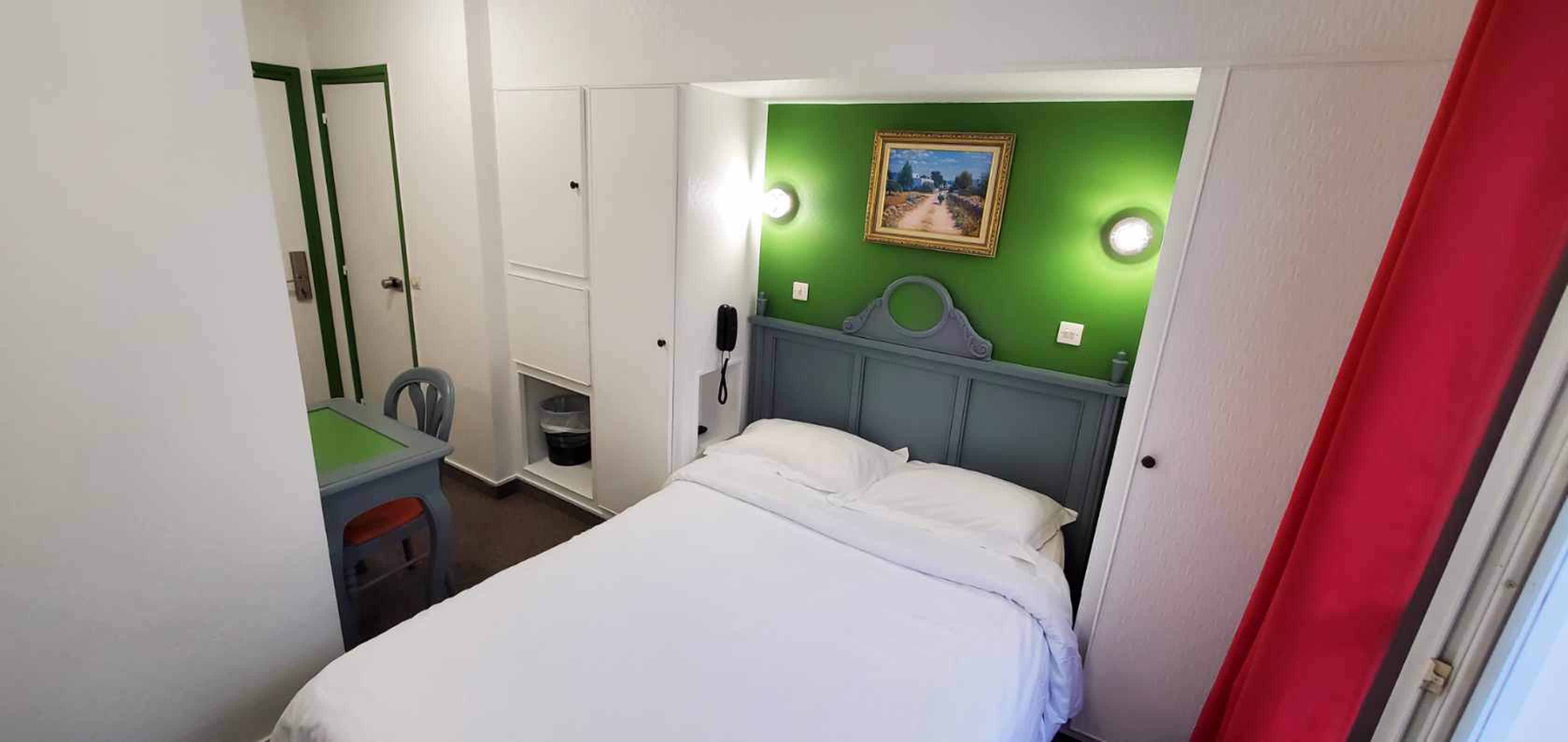 Metropol Hotel