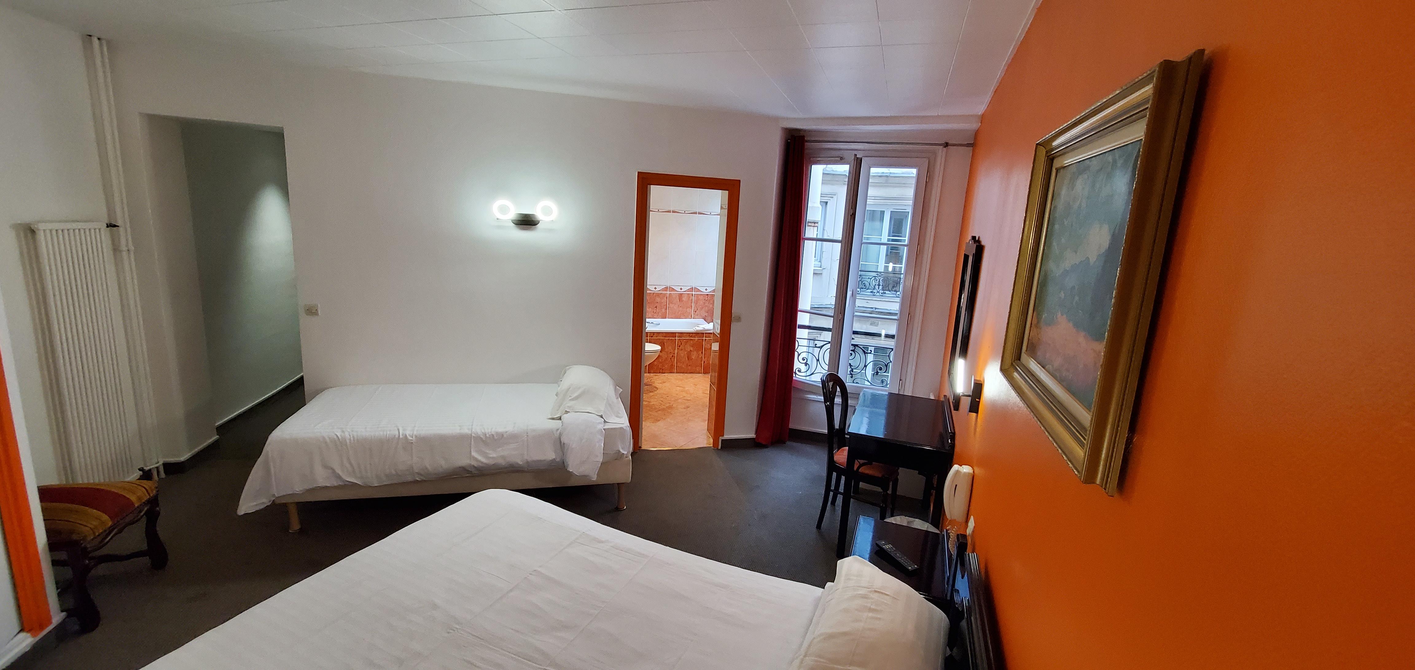 Metropol Hotel