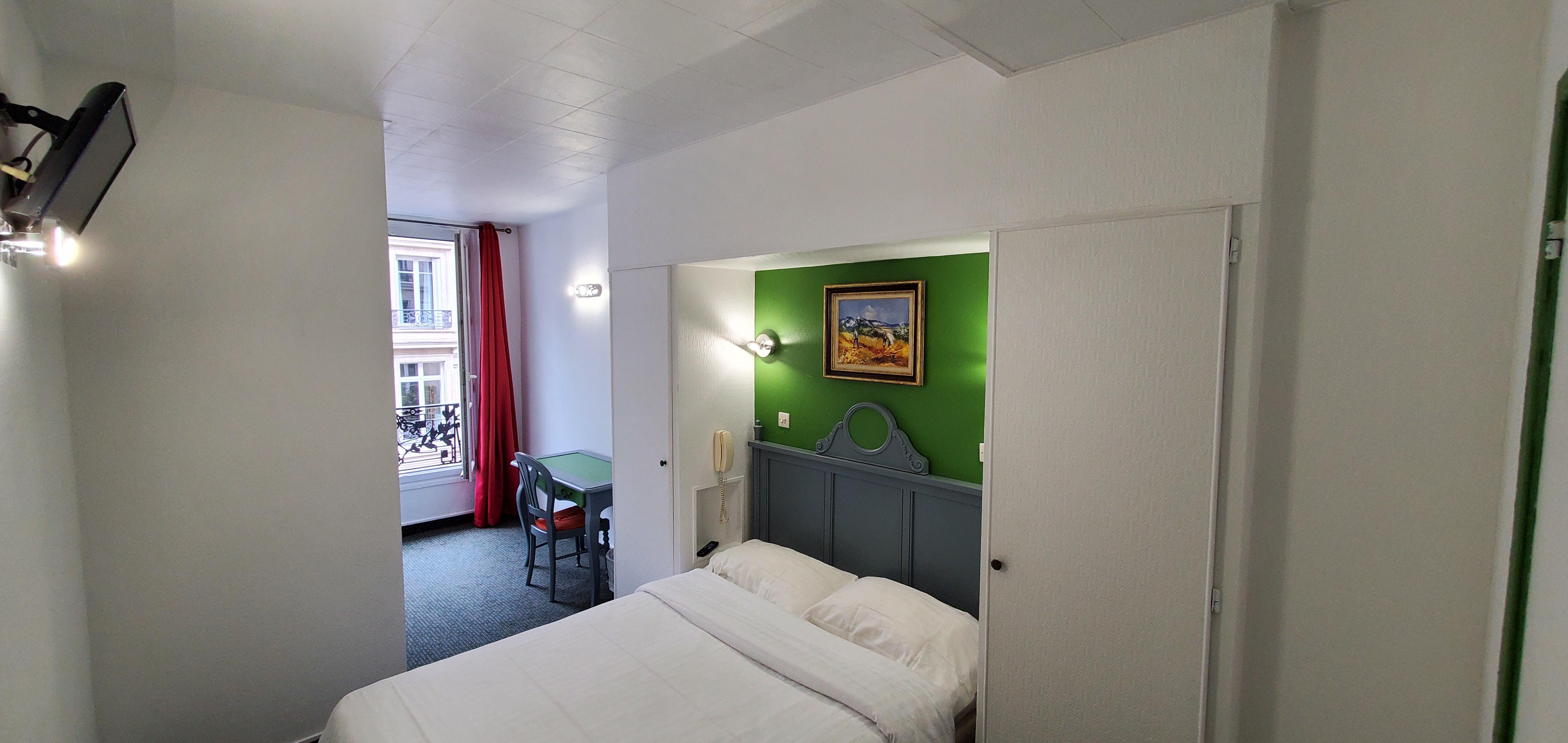 Metropol Hotel