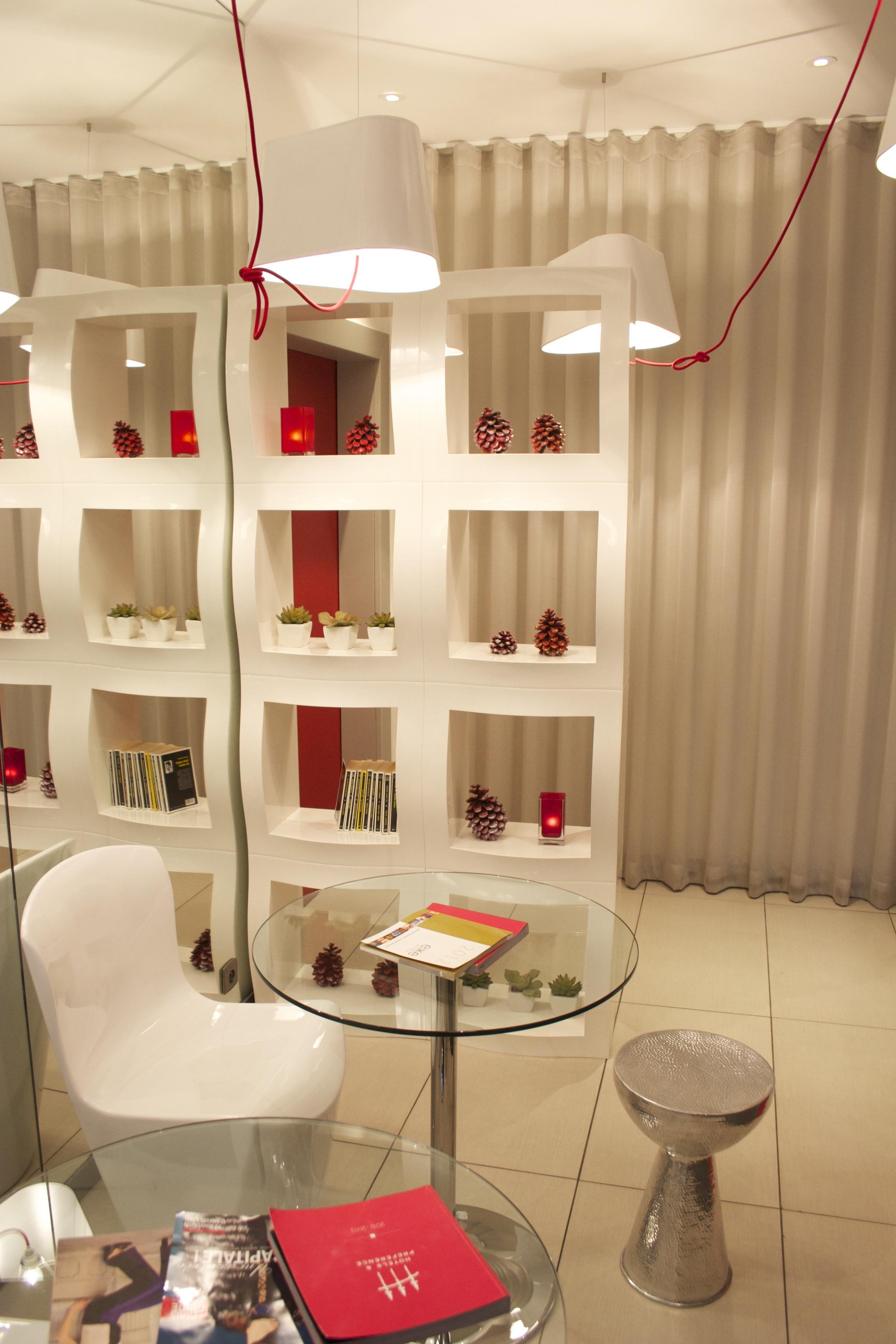 Hotel Villathena Paris