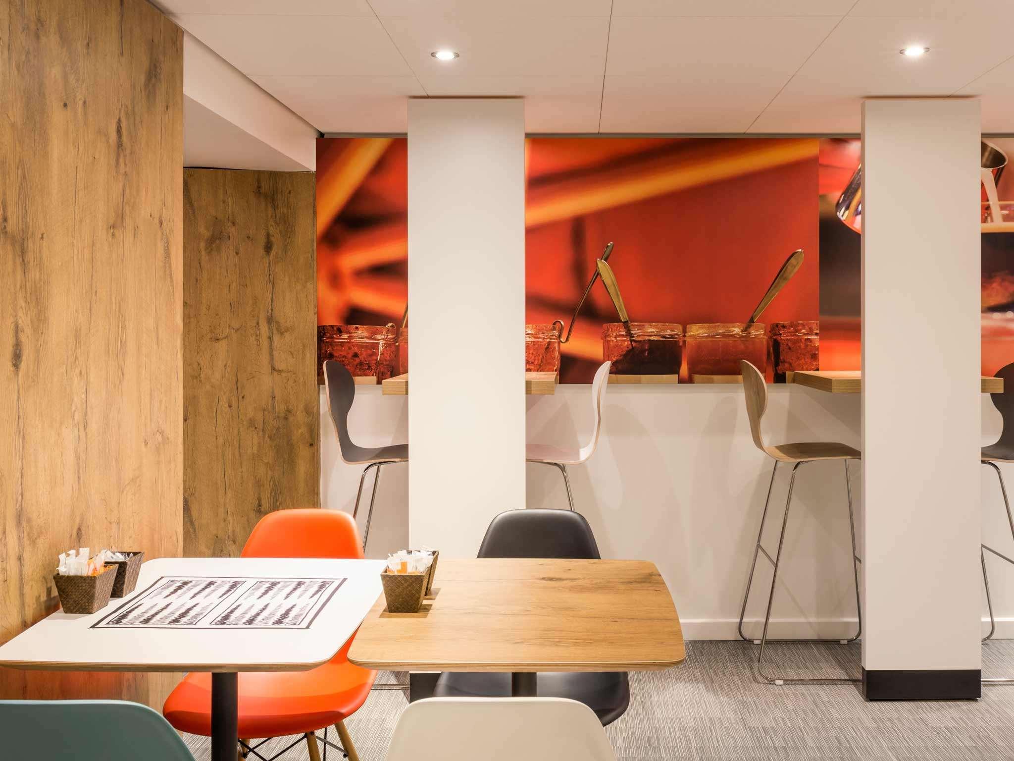 Ibis Pere Lachaise 3*