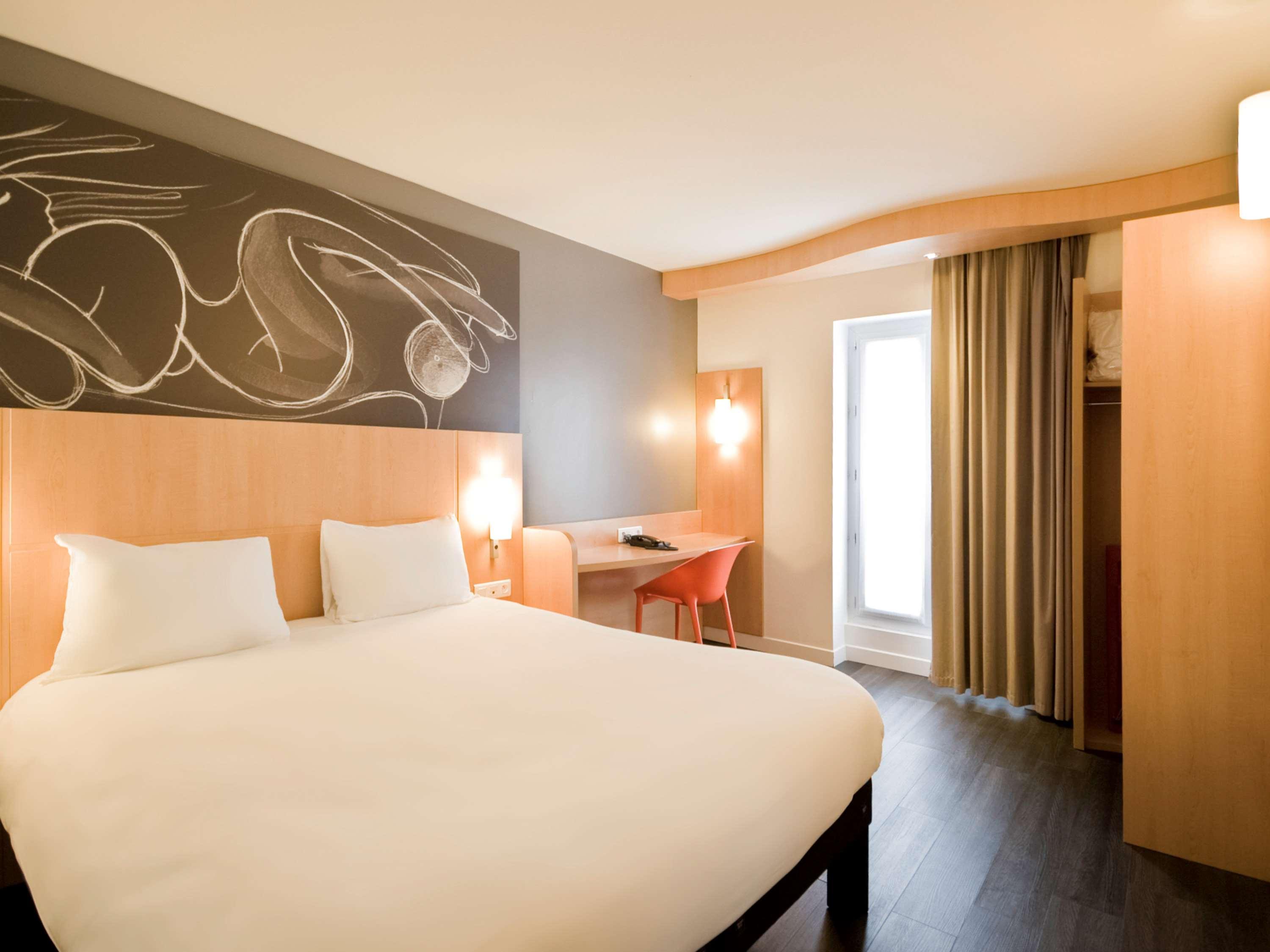 Hotel Ibis Pere Lachaise
