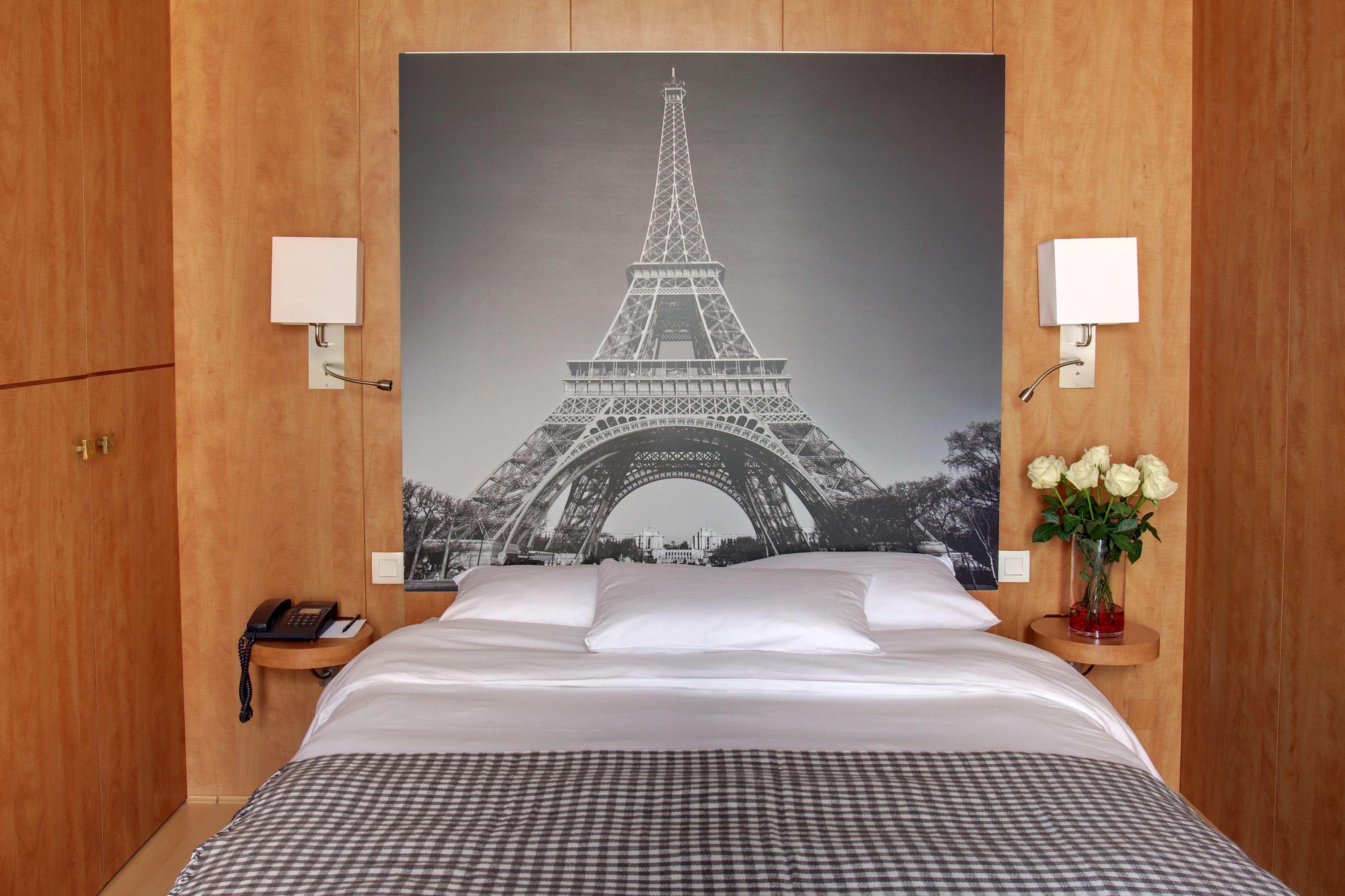 Western Ronceray Opéra Hotel 3*