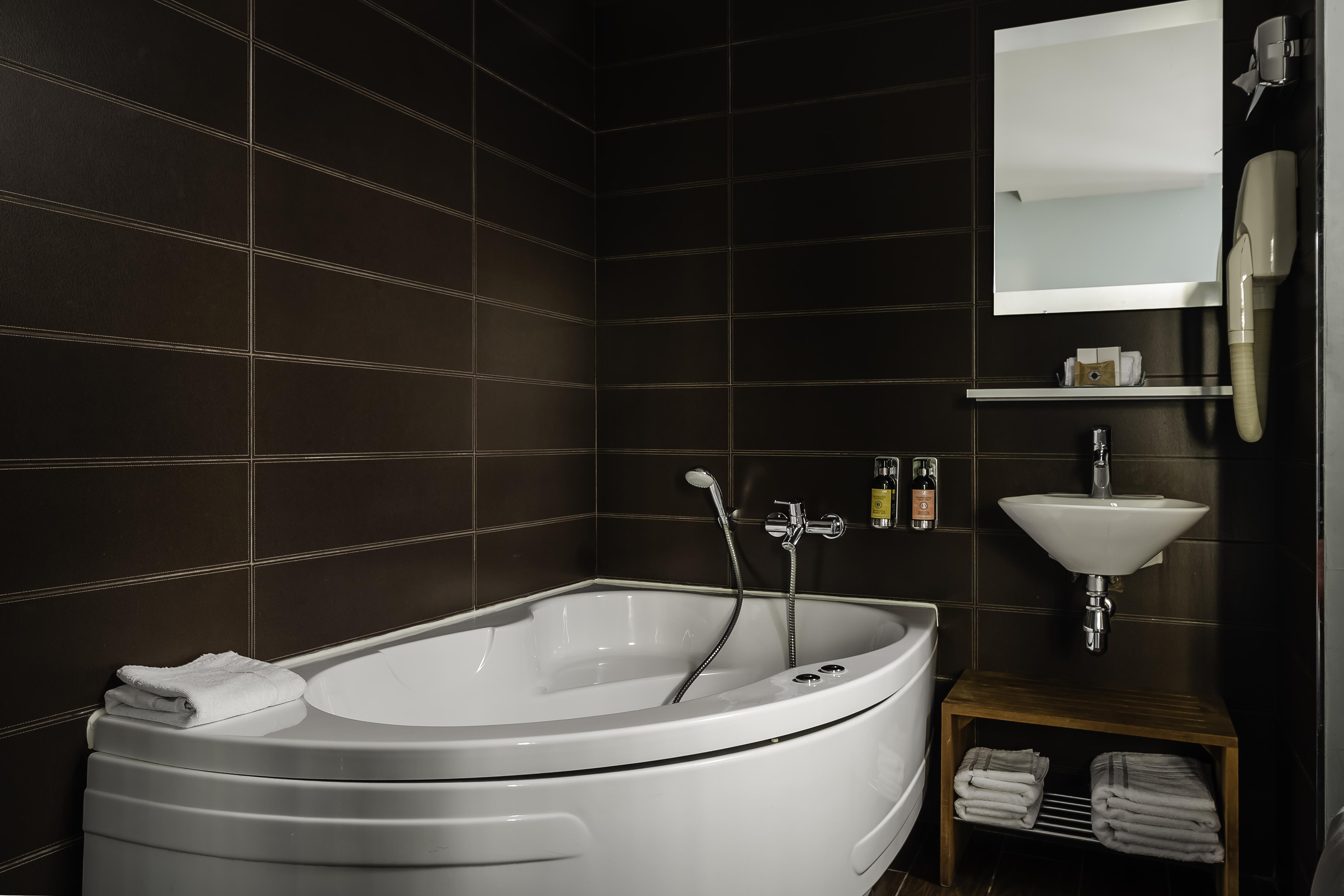 Courcelles Etoile 3*