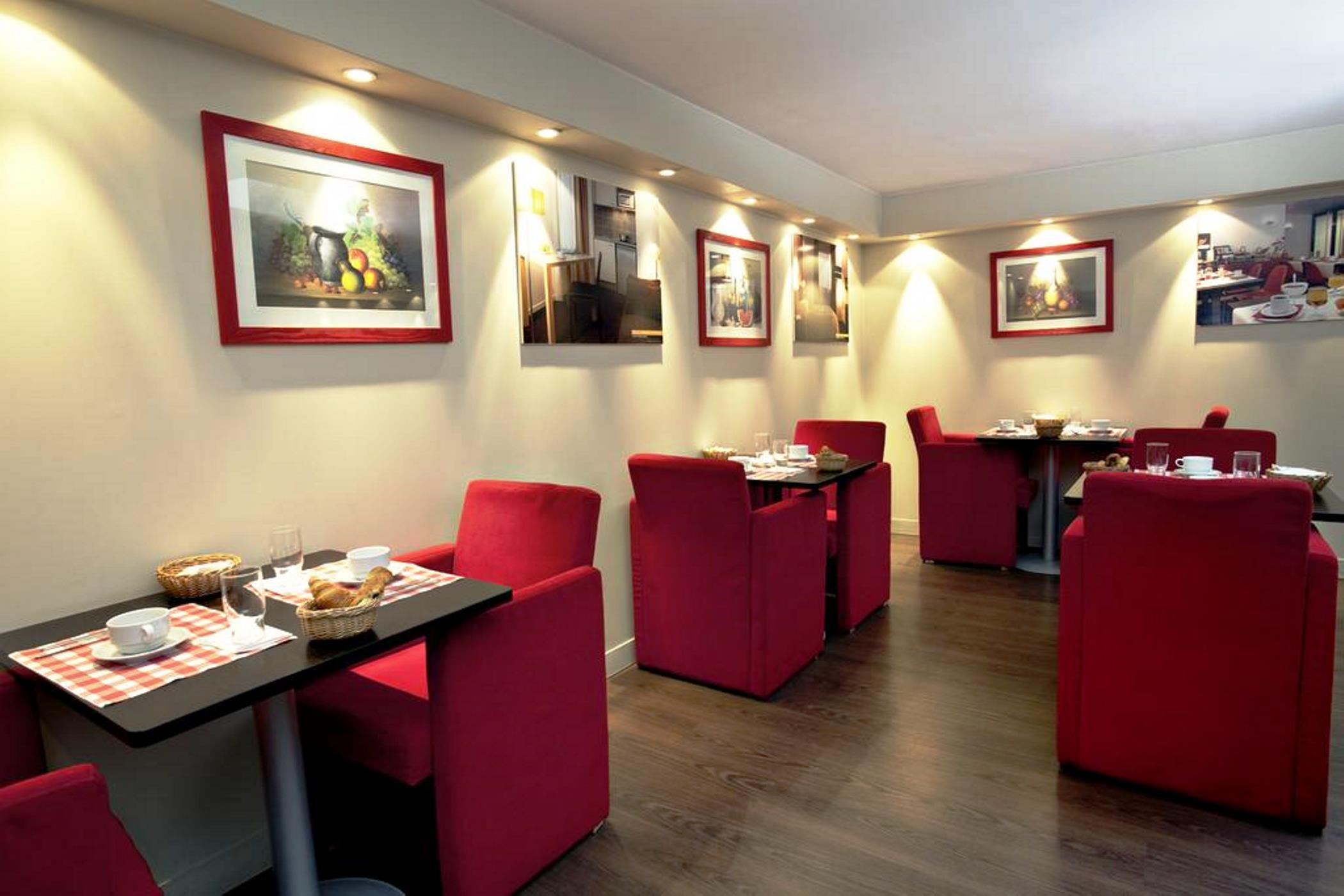 Adagio Access Tour Eiffel St Charles 3*
