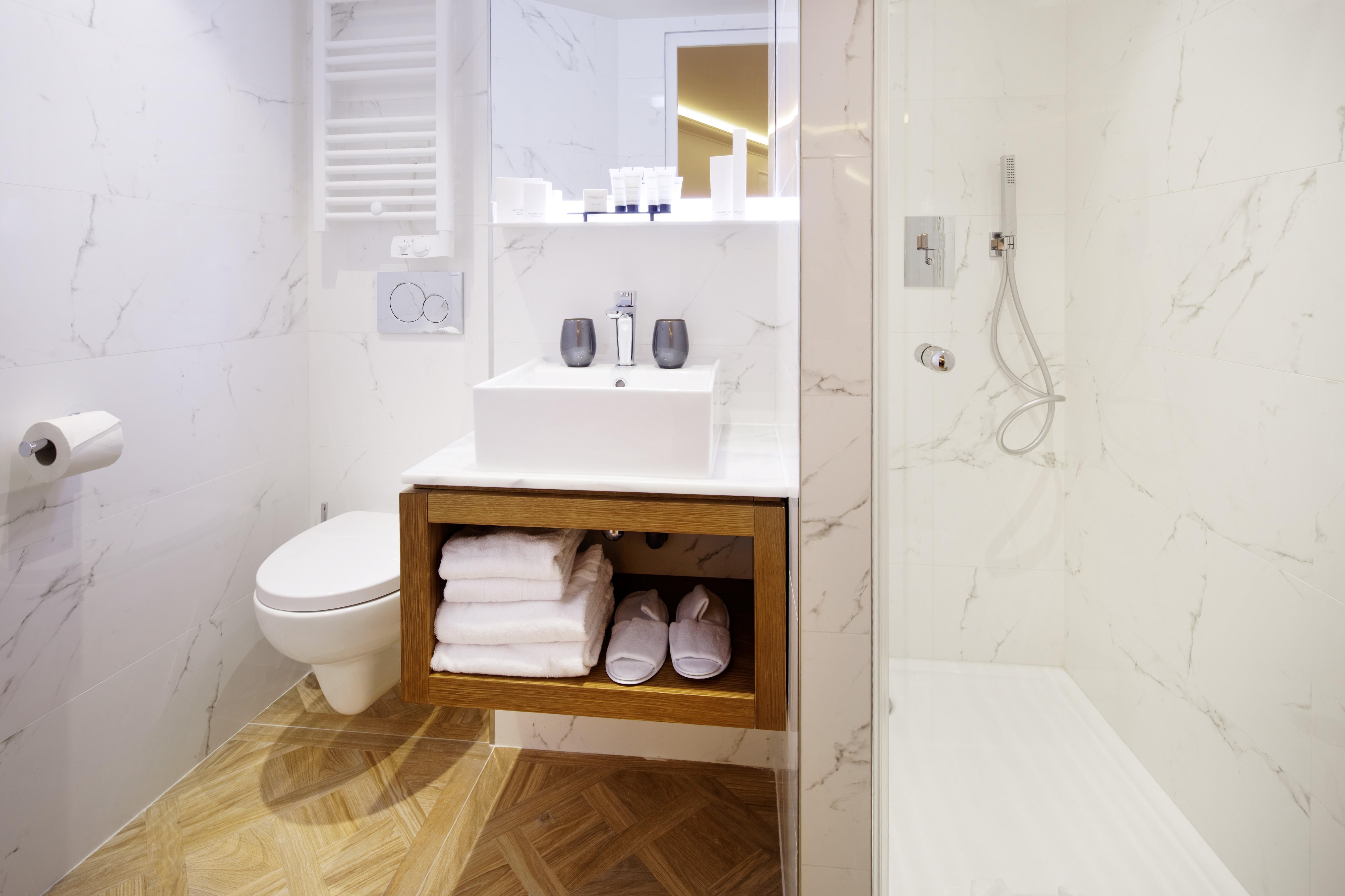 Hotel Petit Lafayette