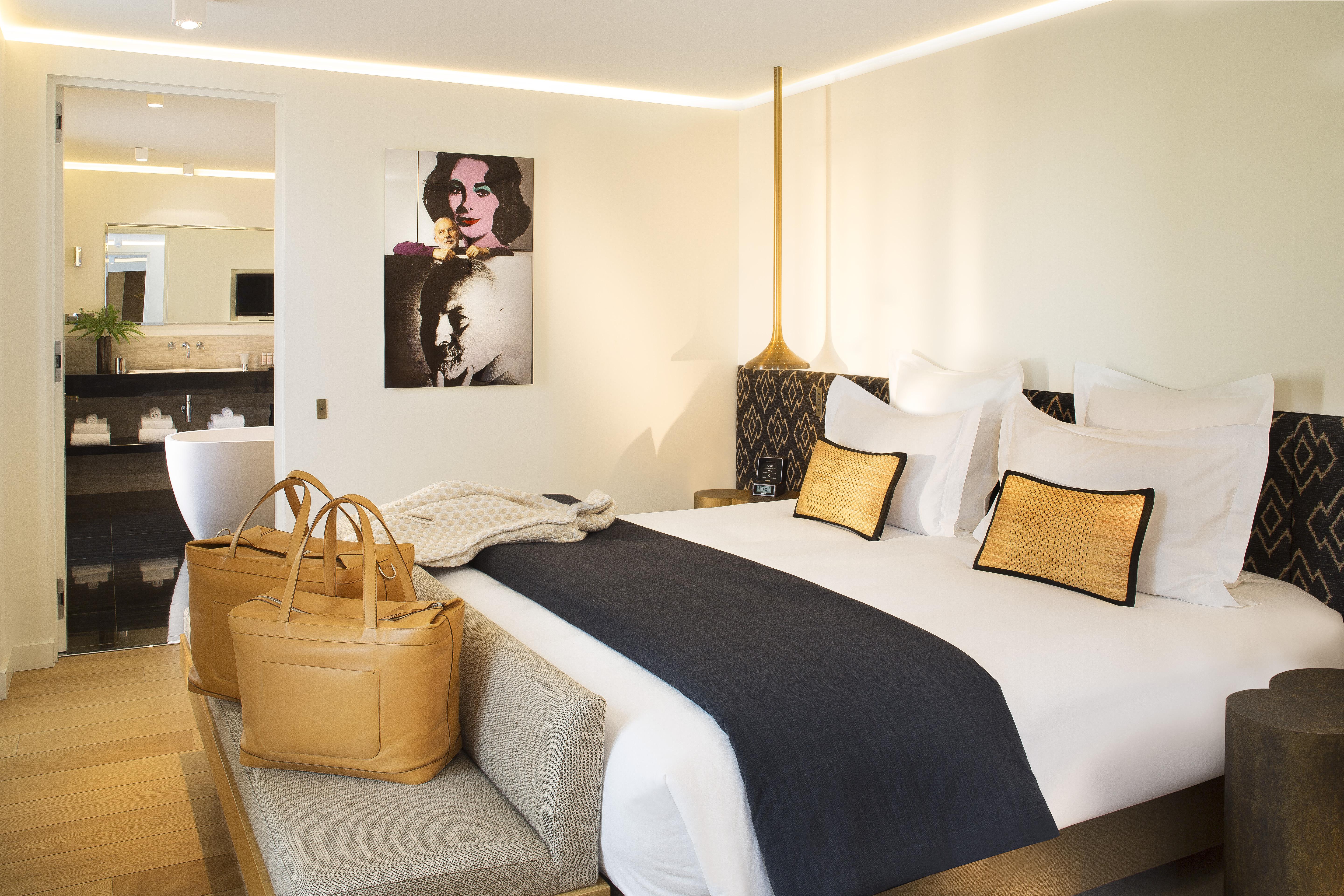 Hotel Marignan Champs-elysées Paris
