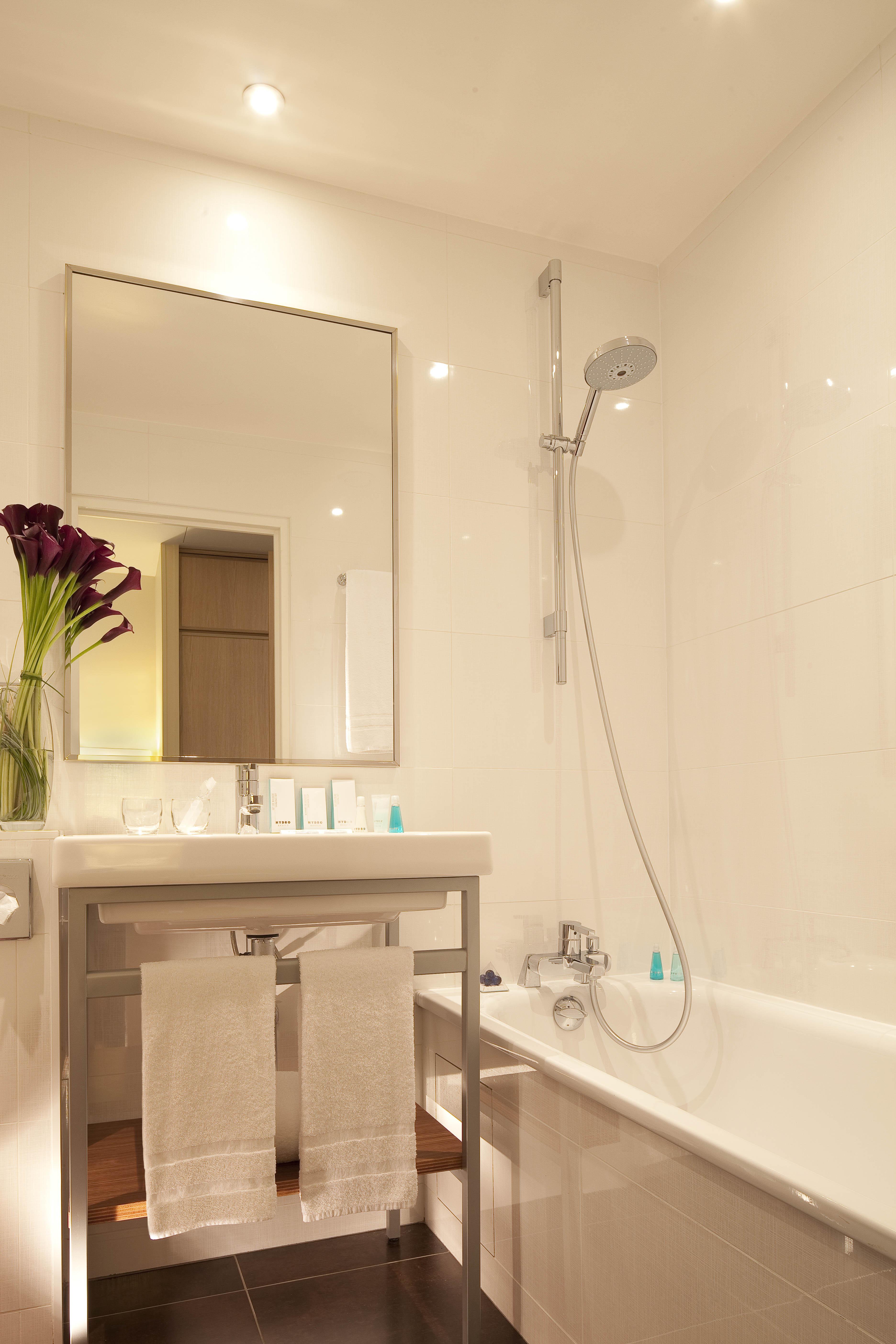 Hotel Jardins Eiffel 3*