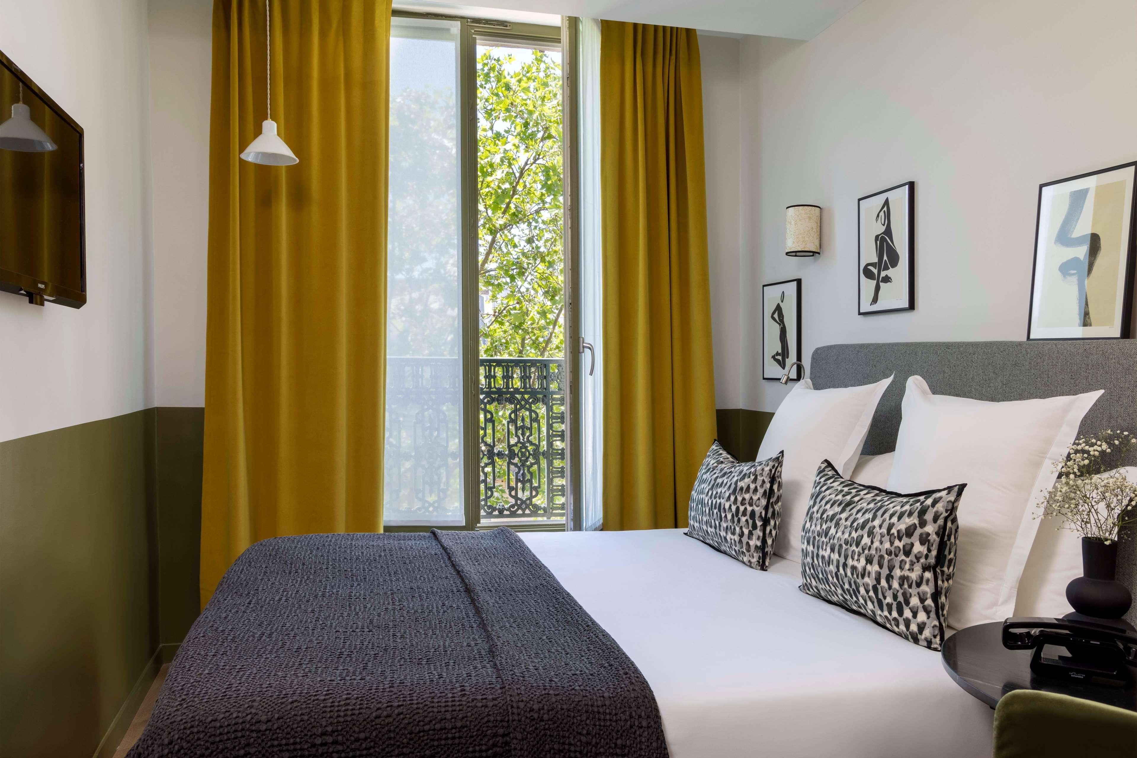 Le Petit Beaumarchais & Hotel