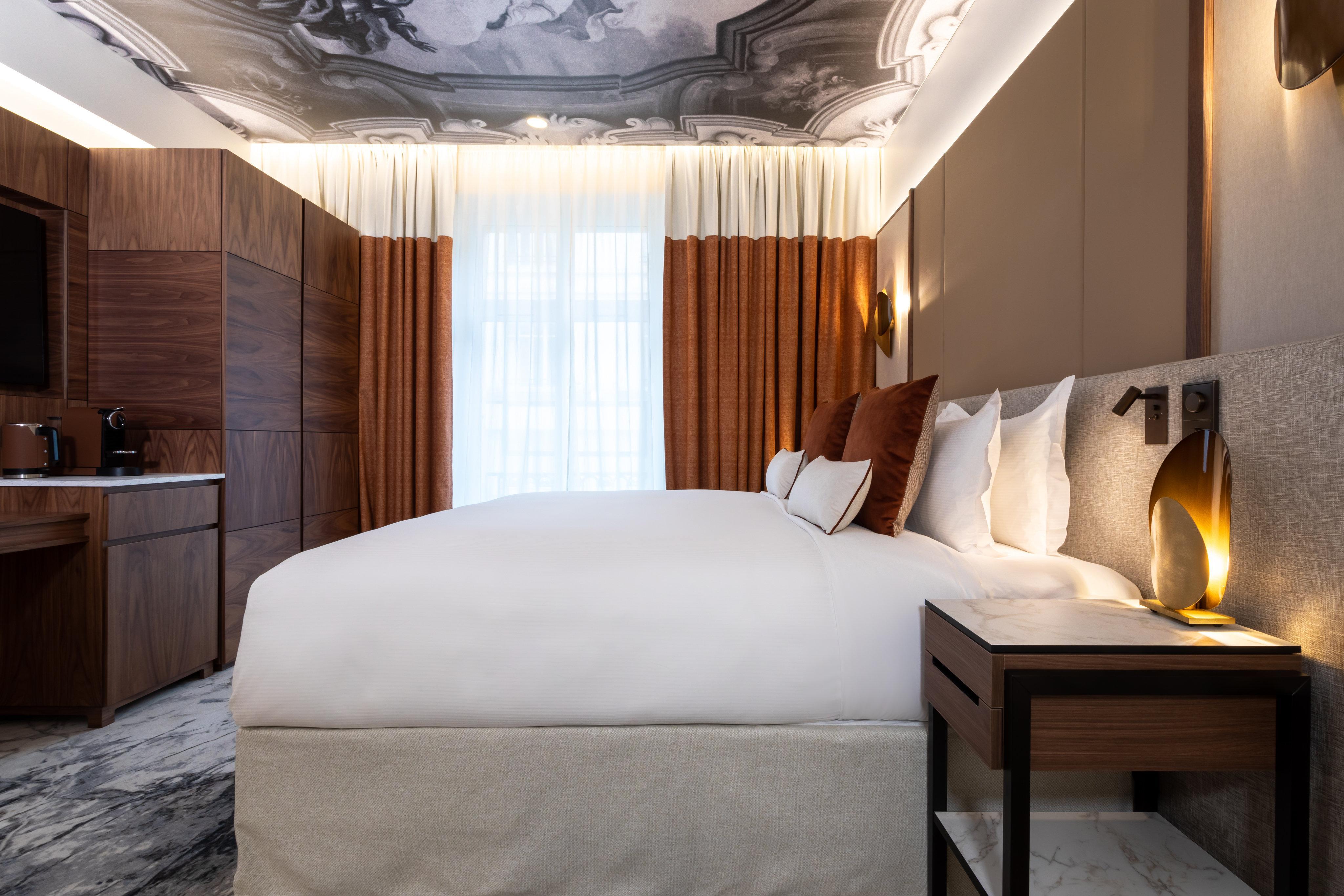 Hotel Intercontinental Champs Elysees Etoile By Ihg 5*
