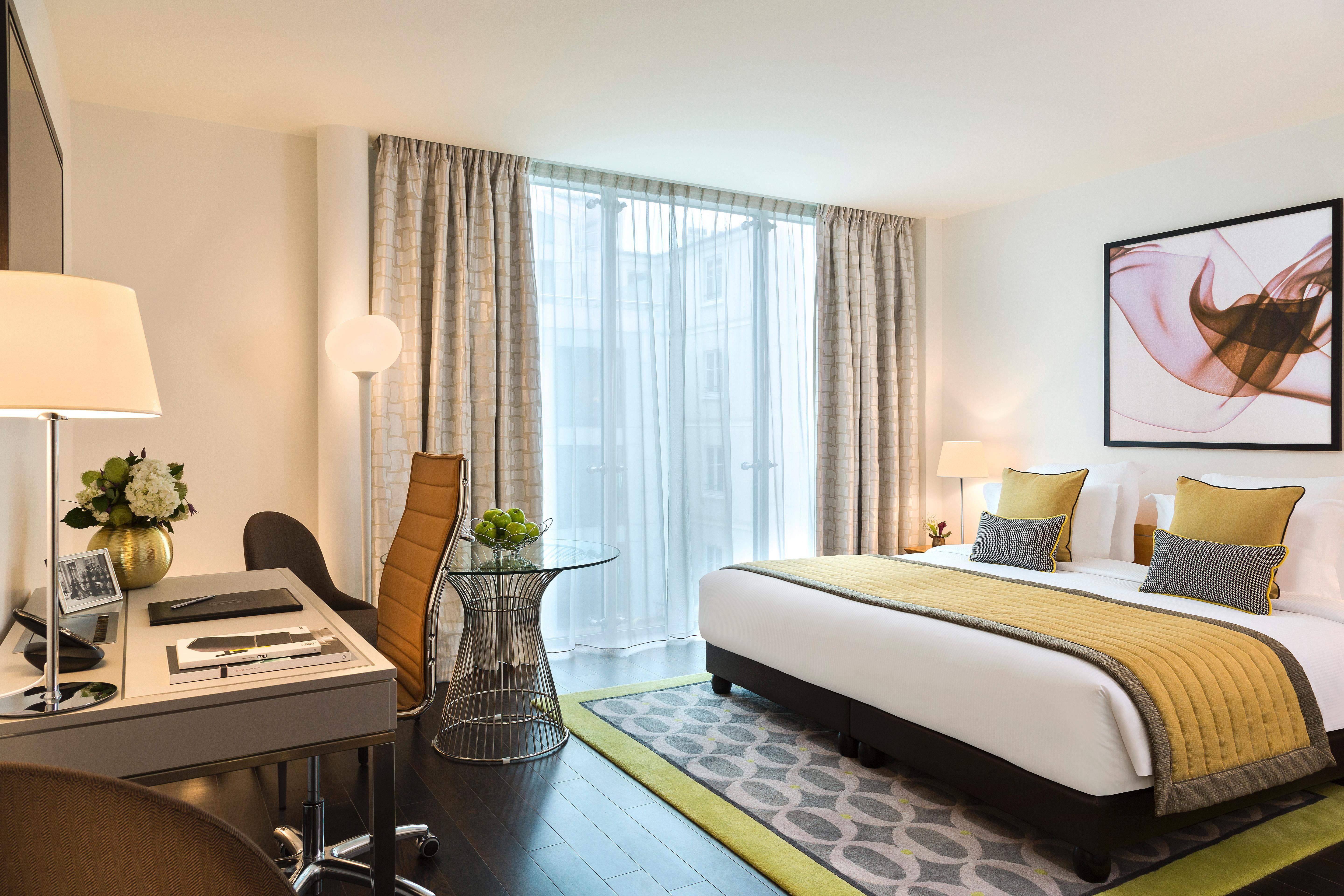 Hotel La Clef Tour Eiffel By The Crest Collection 5*