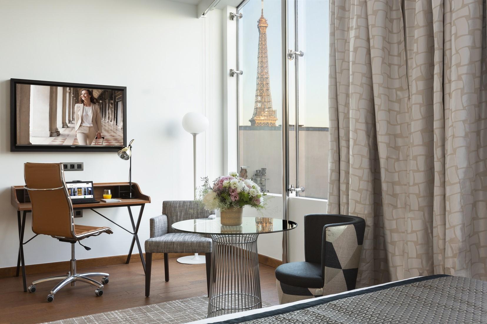 Hotel La Clef Tour Eiffel By The Crest Collection Paris