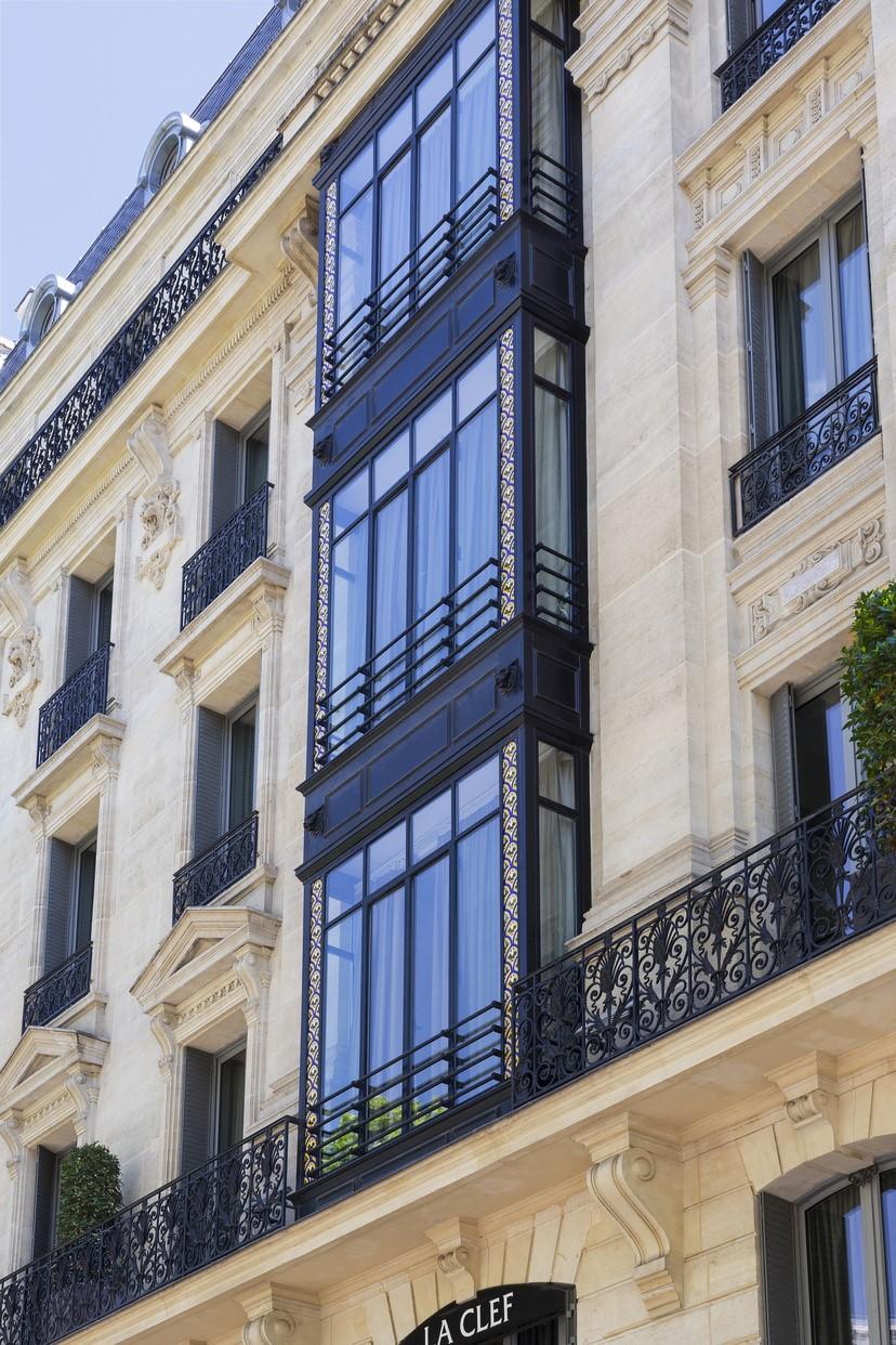 La Clef Tour Eiffel By The Crest Collection Paris
