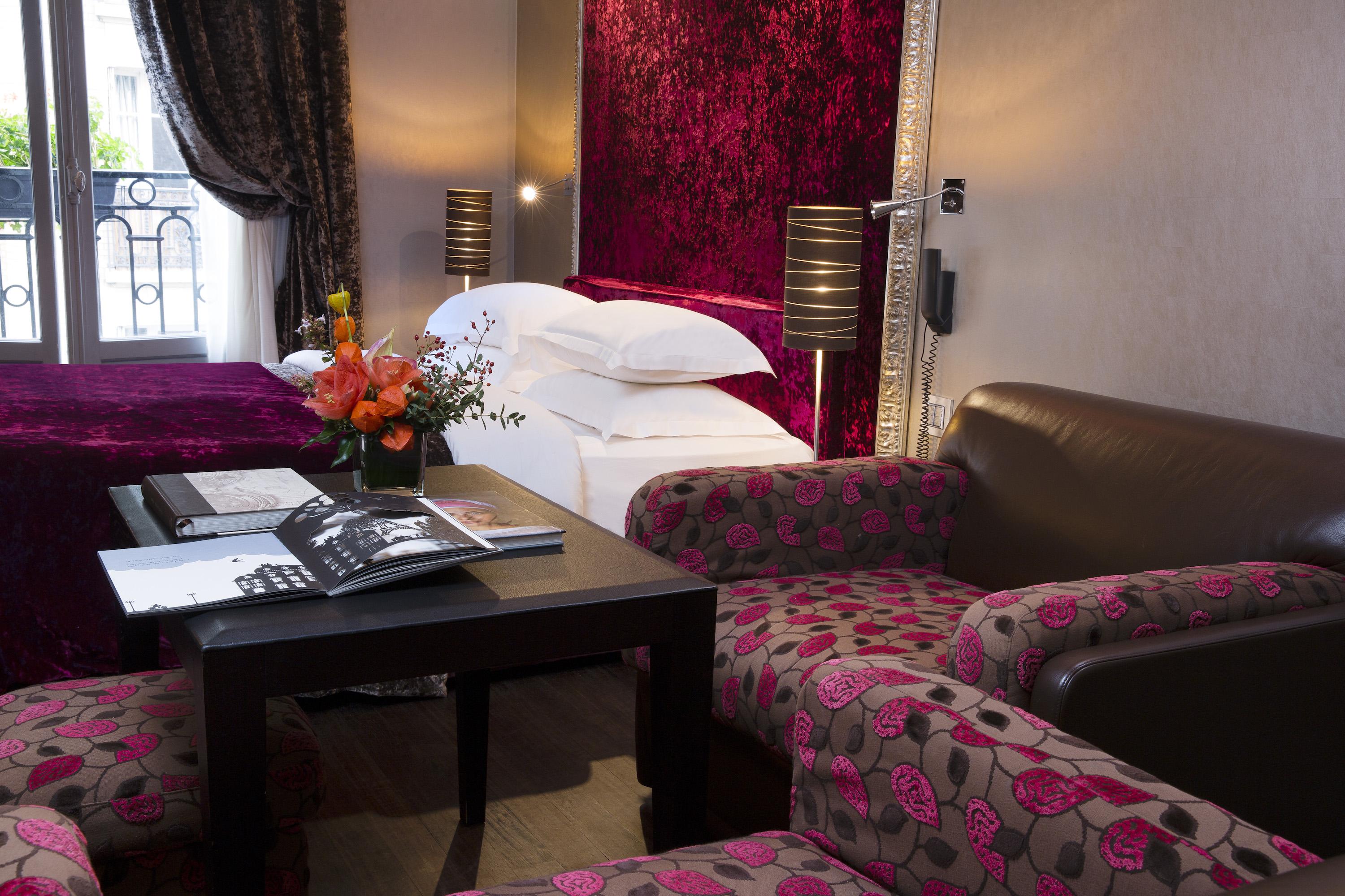 Ares Eiffel Hotel