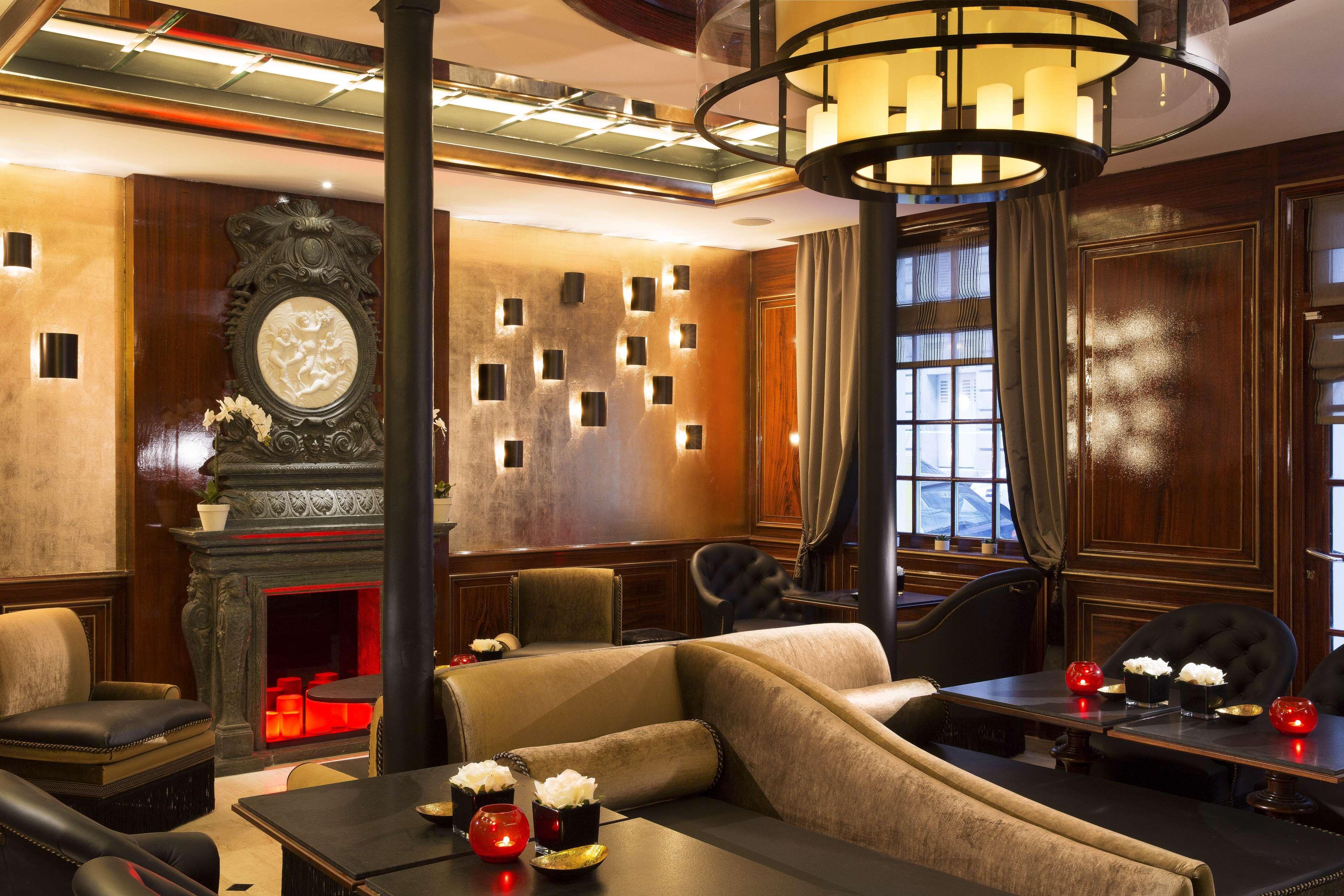 Hotel Le Belmont Paris