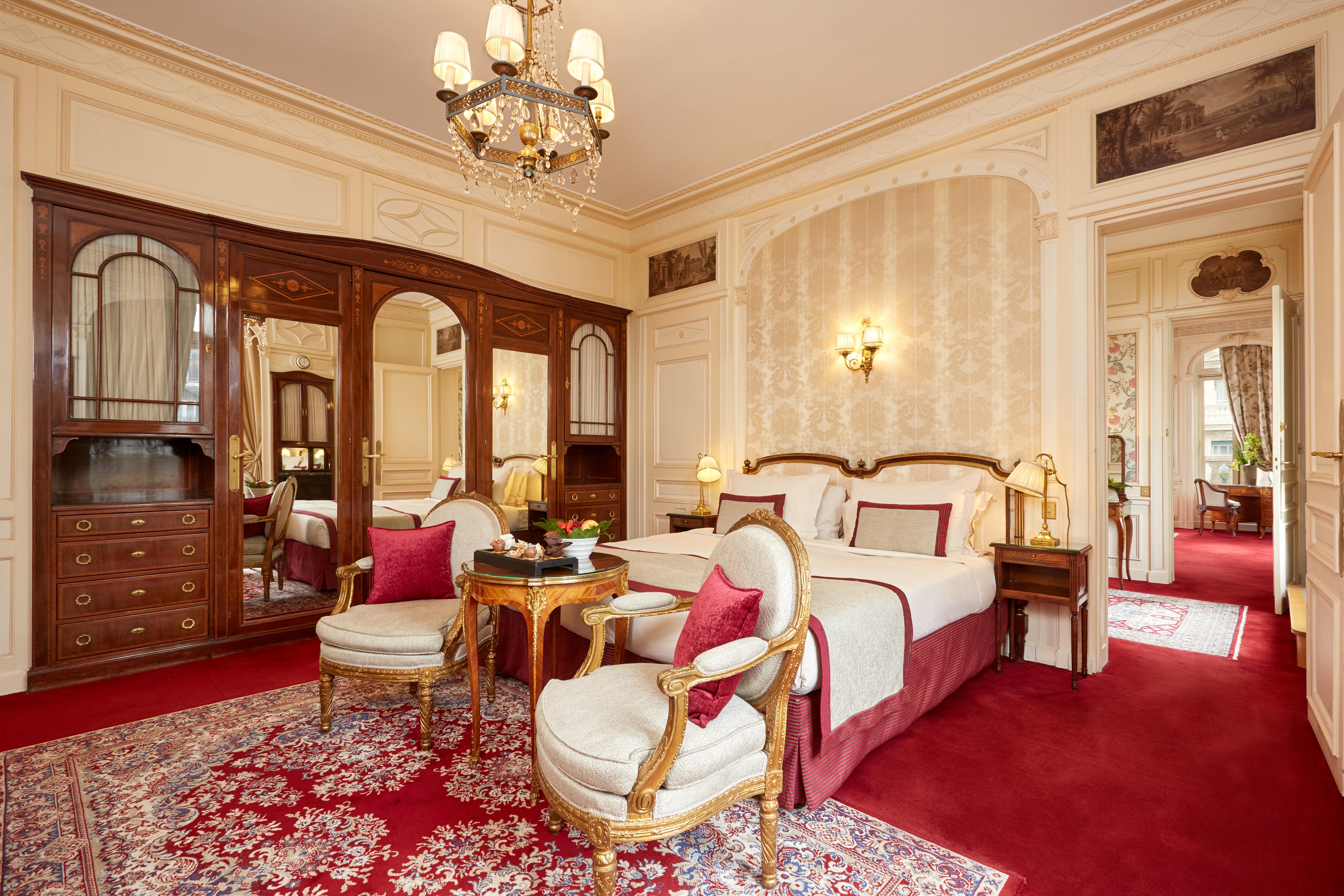 Raphael Hotel Paris