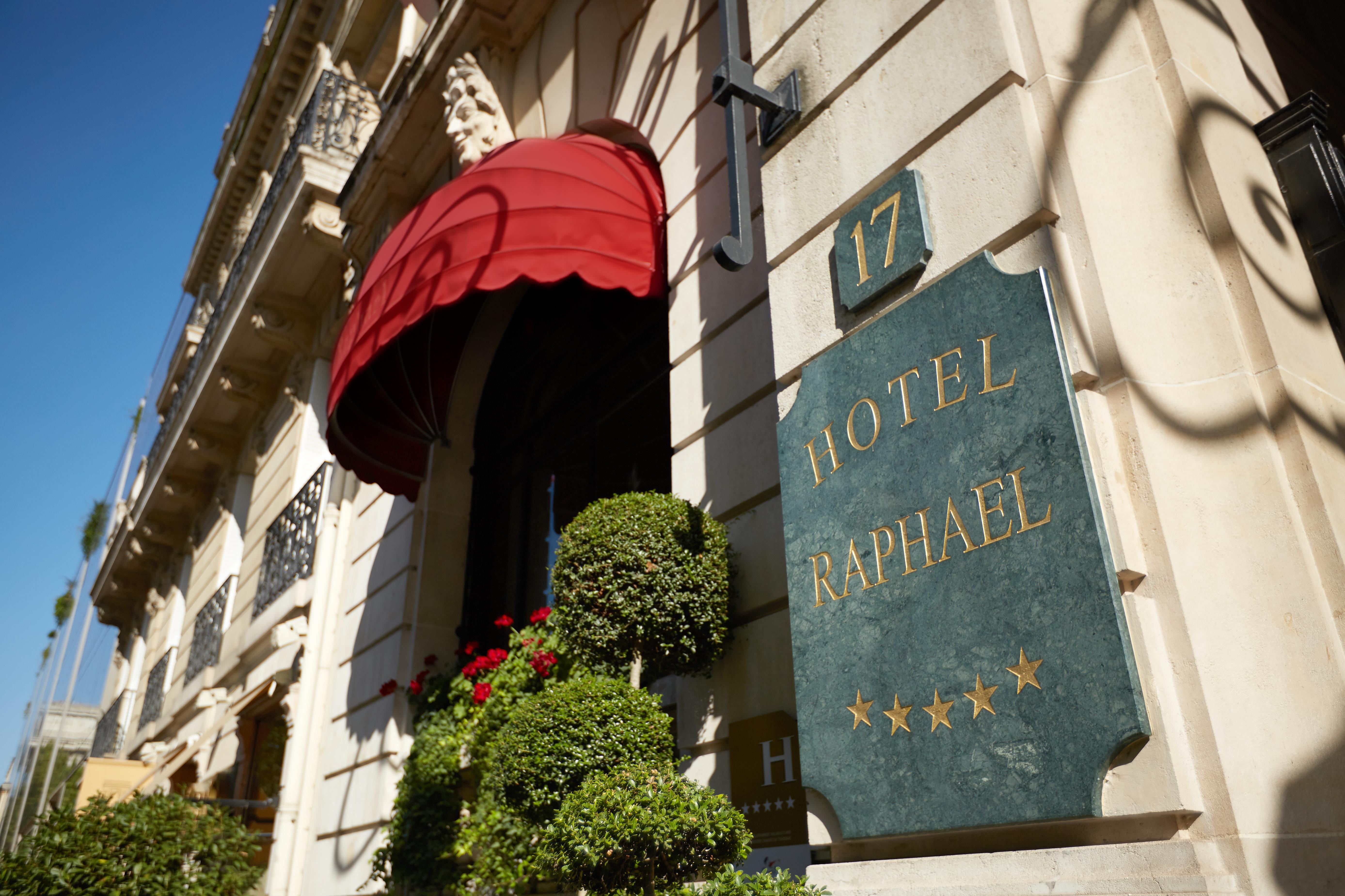 Raphael Hotel Paris