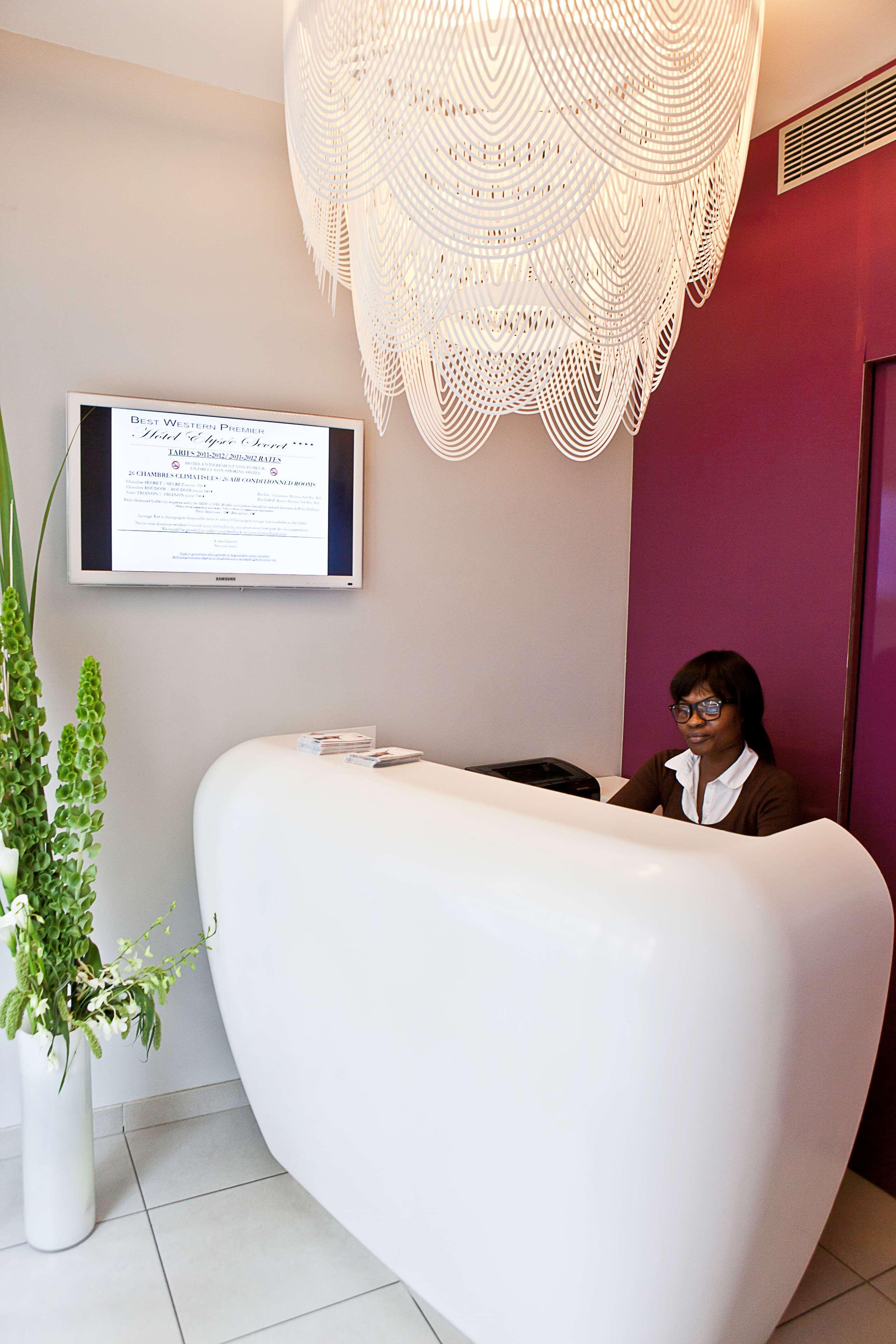 Elysee Secret Hotel